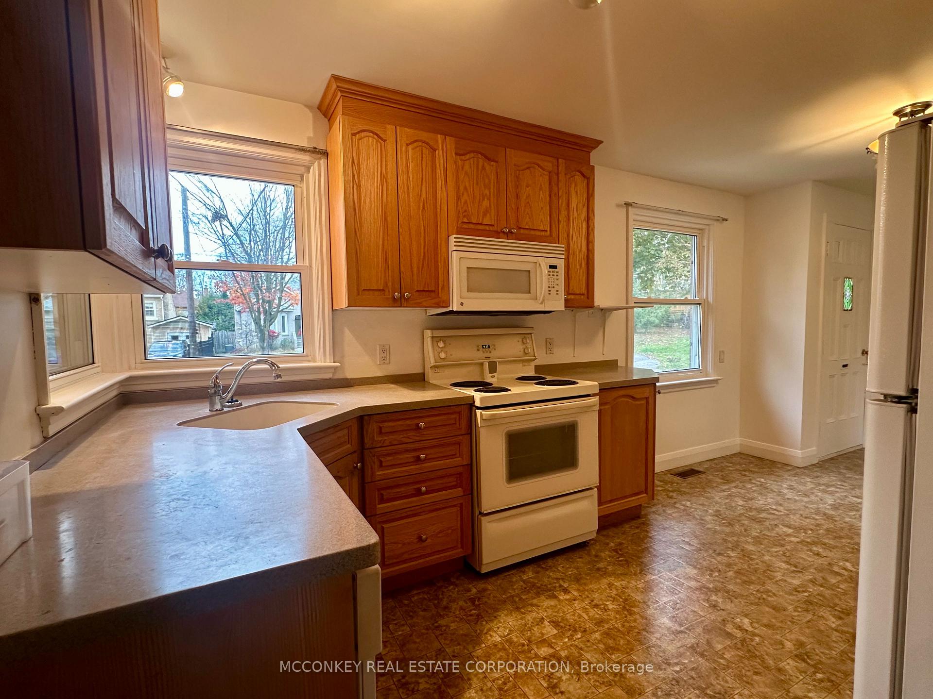 Photo 16 of 17 Engleburn Place, Peterborough, Ashburnham Ward 4 — HOMEH