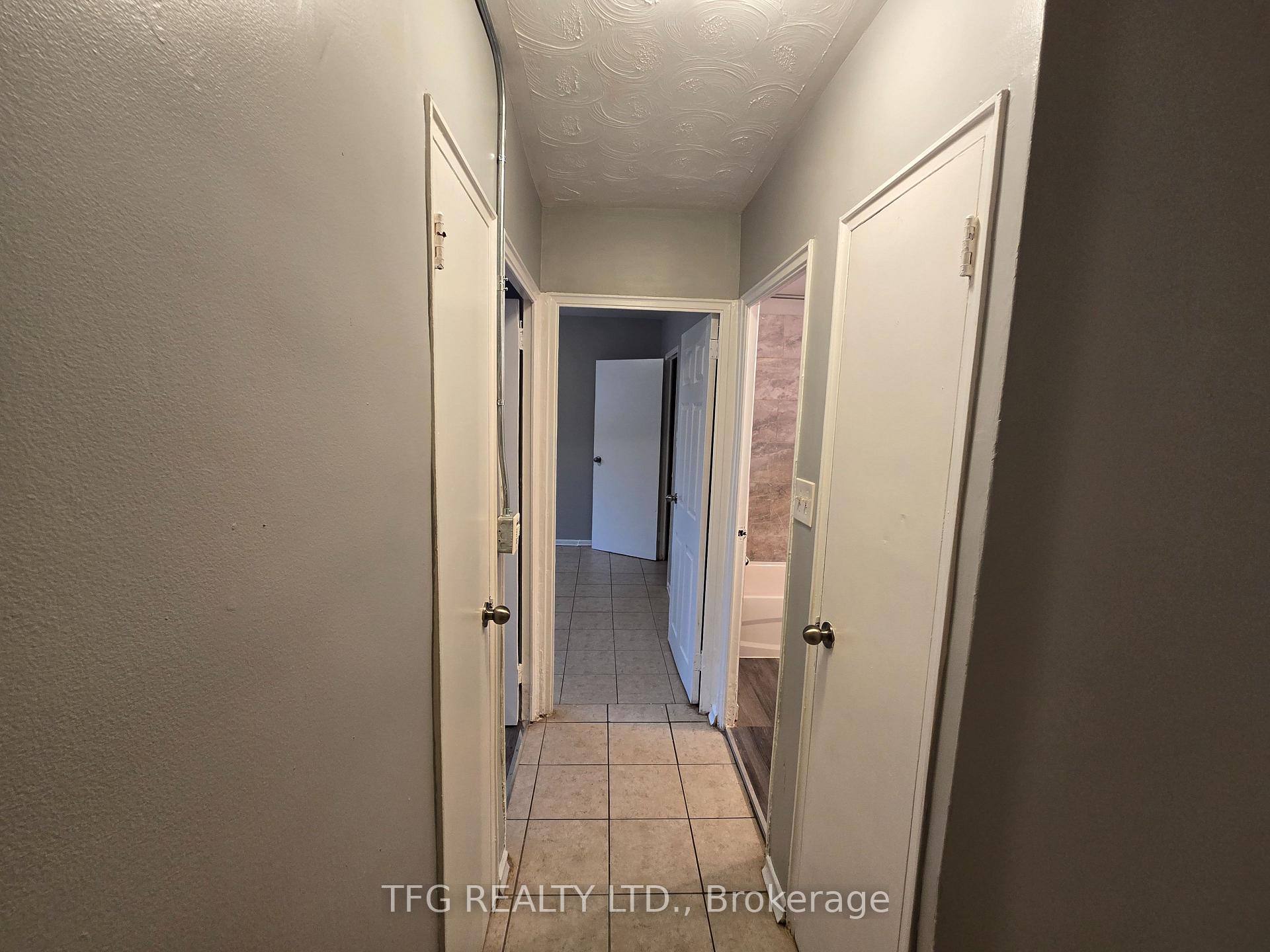 Photo 6 of Unit 4, 80 William Street W, Oshawa, O'Neill — HOMEH