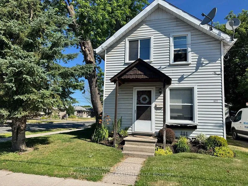 Photo 2 of 822 St. Mary's Street, Peterborough, Otonabee Ward 1 — HOMEH