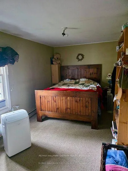 Photo 8 of 822 St. Mary's Street, Peterborough, Otonabee Ward 1 — HOMEH
