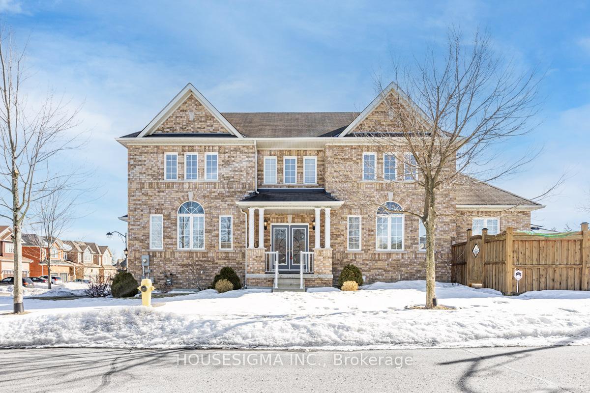 Front of 15 Bradford Court