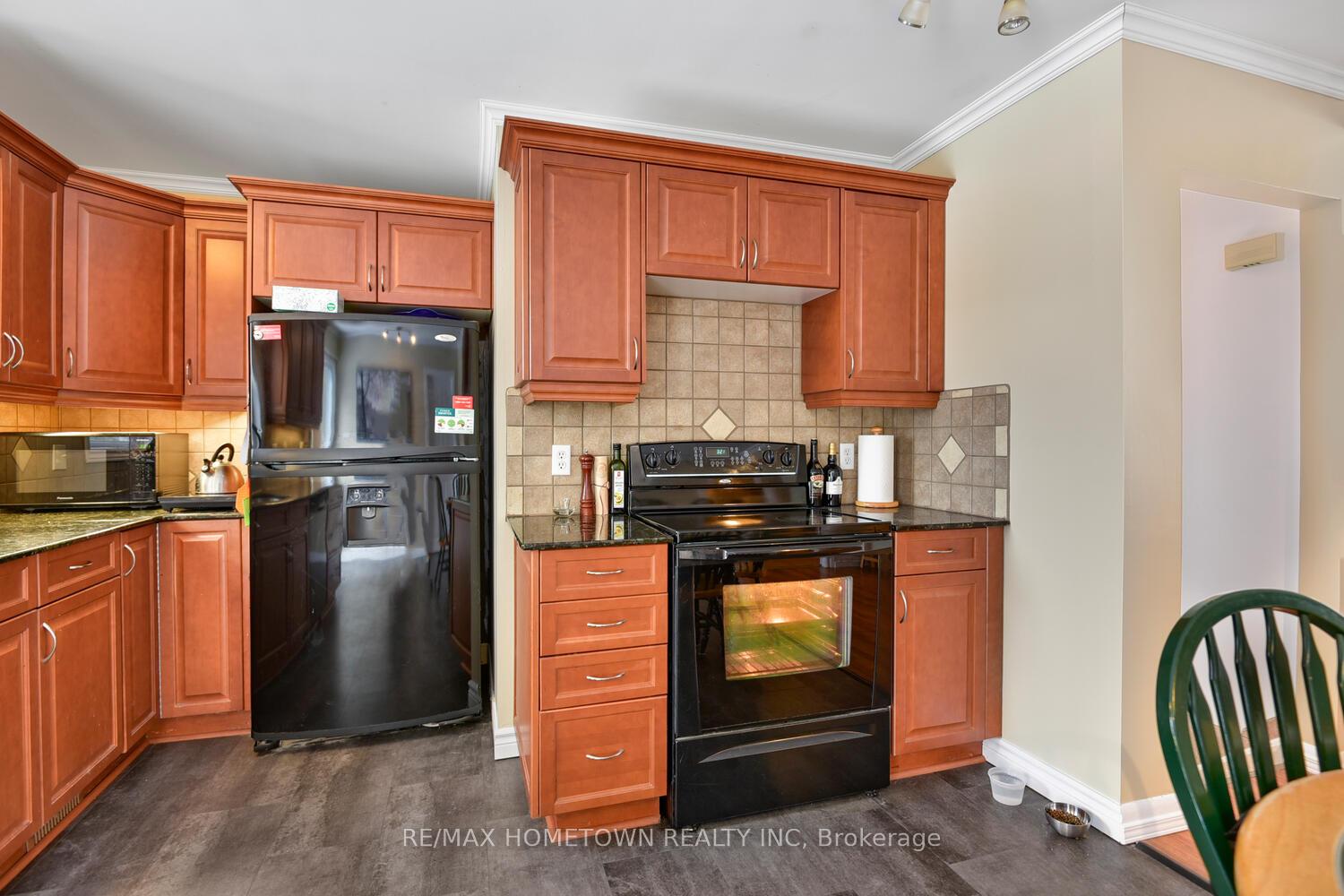 Photo 7 of 133 East Mclean Boulevard, Augusta, Augusta Twp — HOMEH