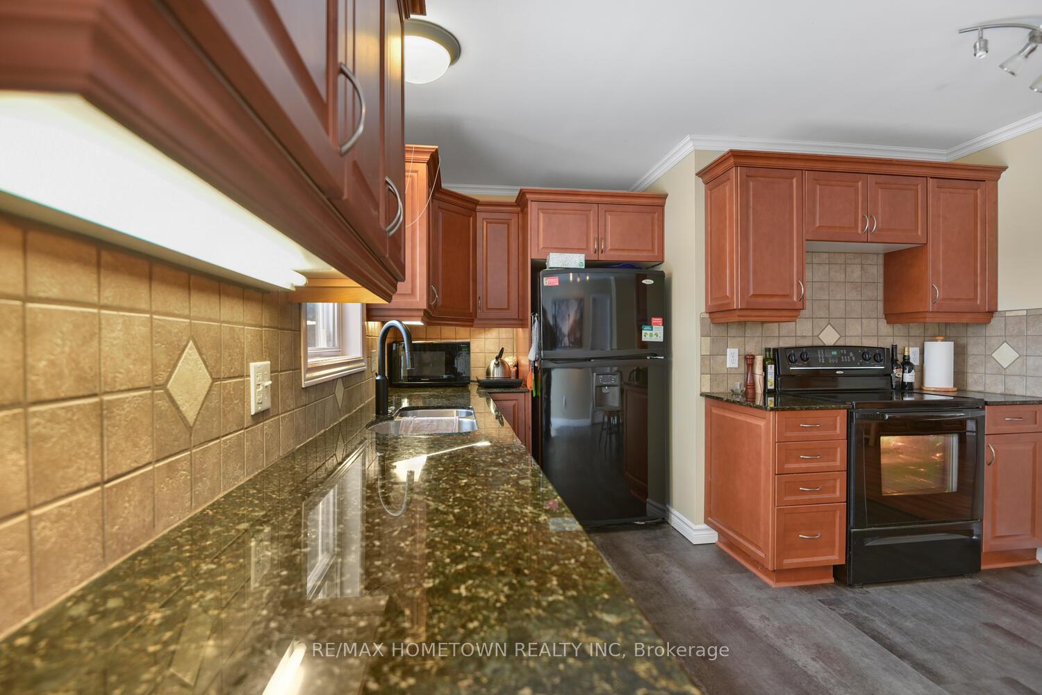 Photo 9 of 133 East Mclean Boulevard, Augusta, Augusta Twp — HOMEH