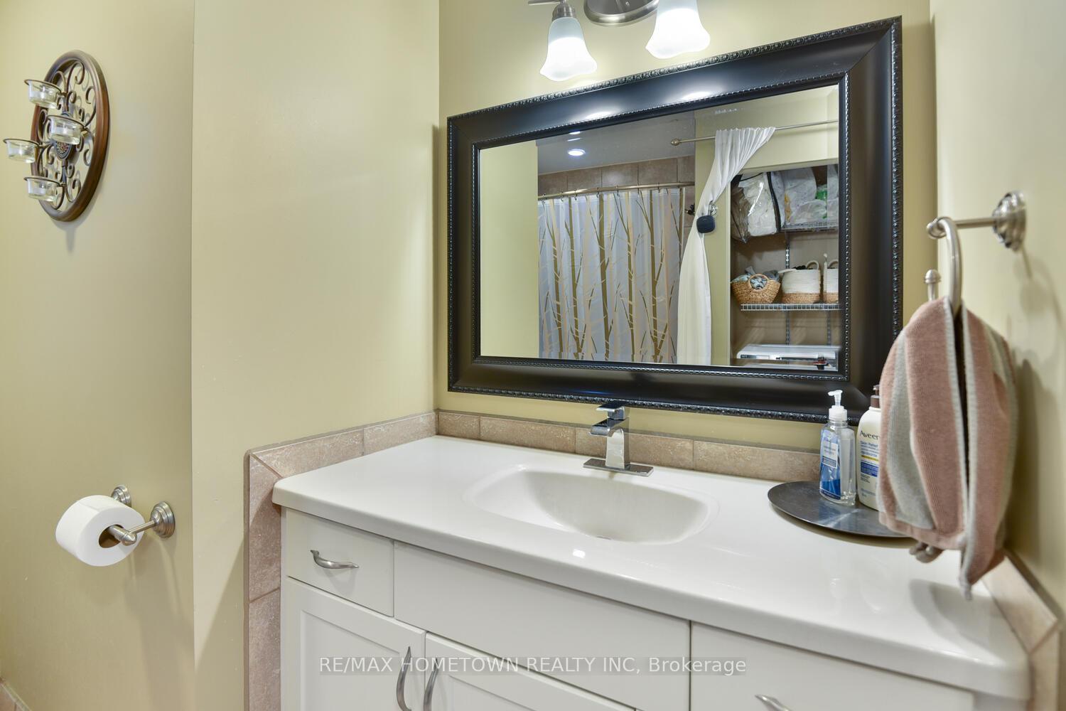 Photo 11 of 133 East Mclean Boulevard, Augusta, Augusta Twp — HOMEH