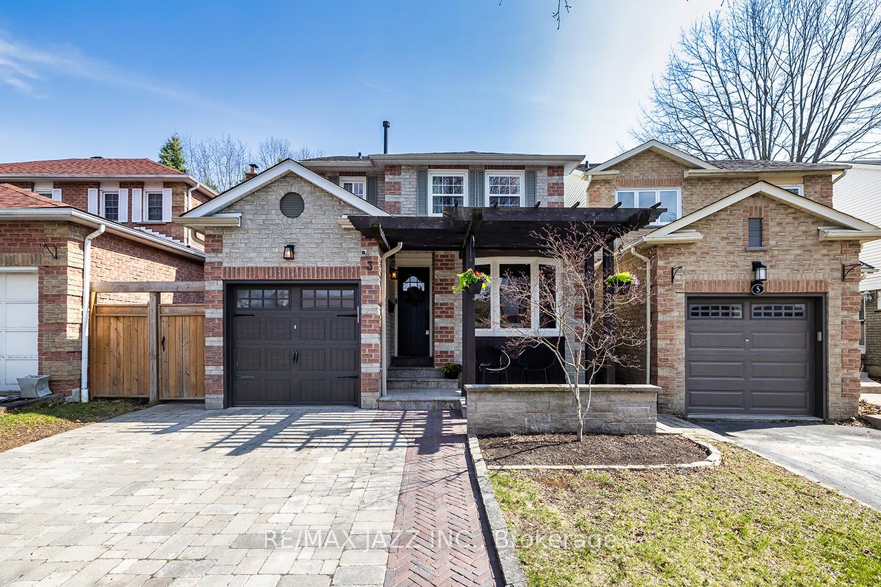 Front of 3 Rosewood Court