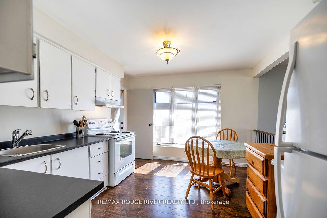 Photo 7 of 1367 Everglades Drive, Oshawa, Samac — HOMEH