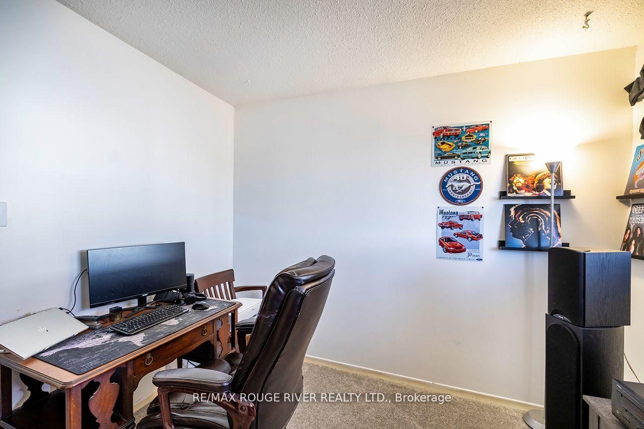 Photo 16 of 1367 Everglades Drive, Oshawa, Samac — HOMEH