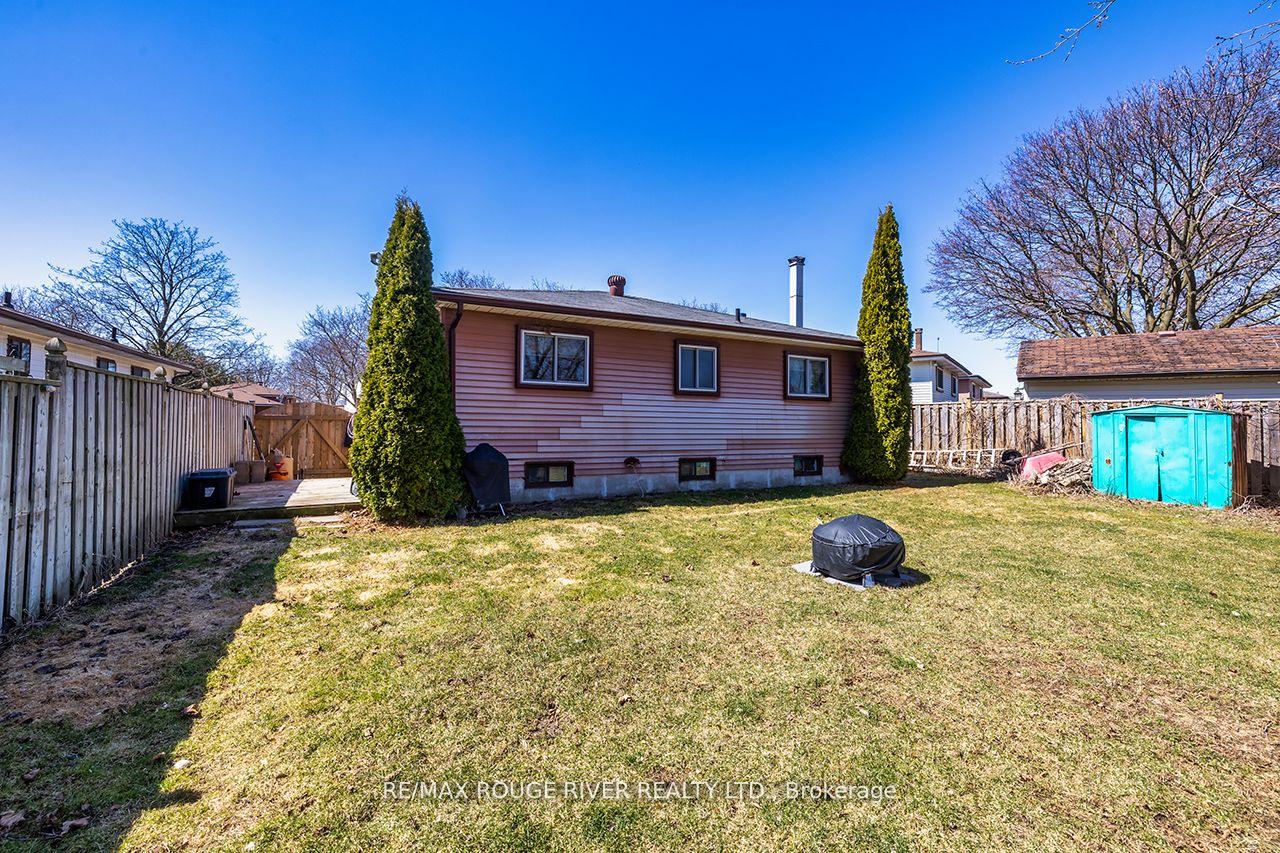 Photo 21 of 1367 Everglades Drive, Oshawa, Samac — HOMEH