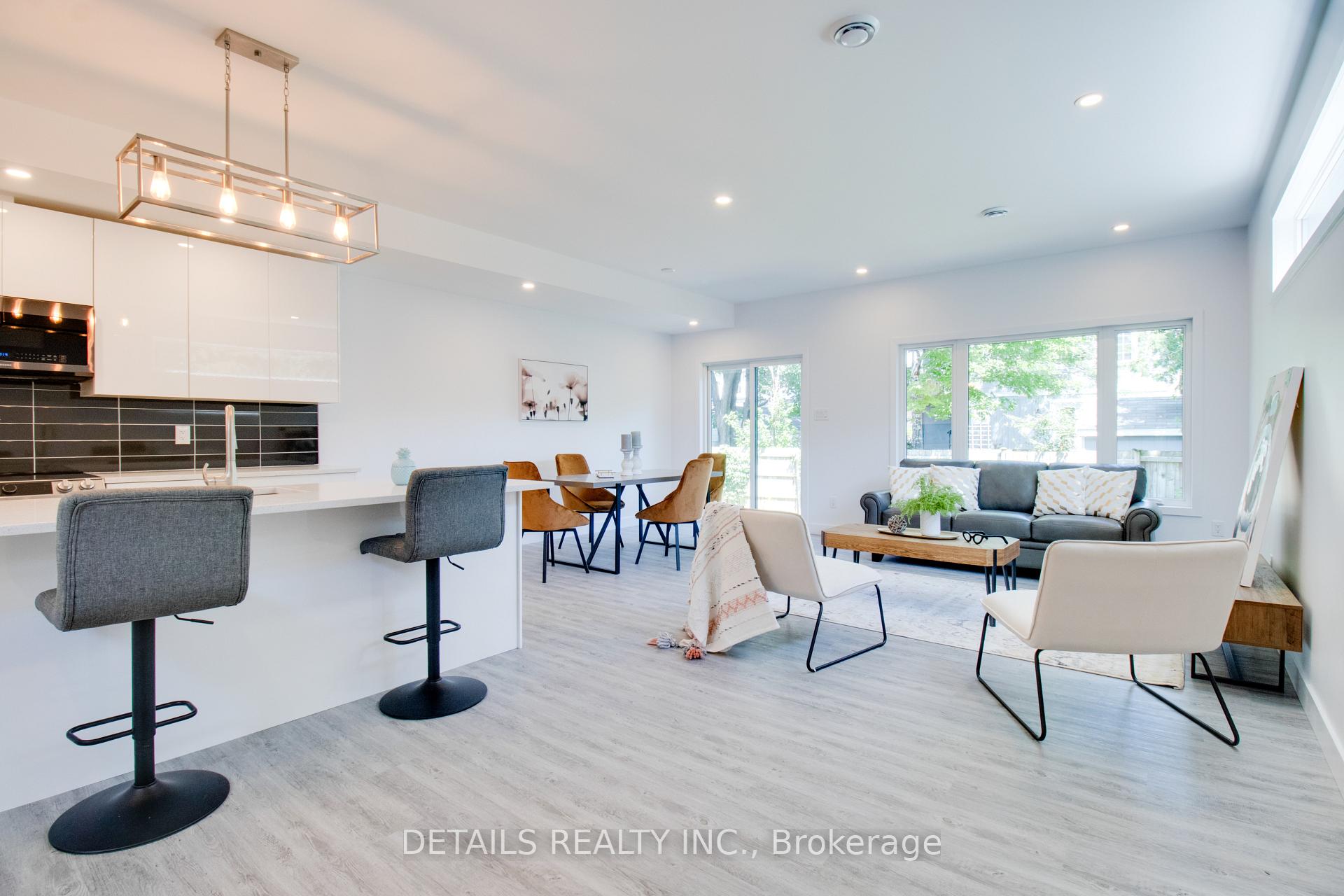 Photo 3 of Unit A, 828 Maplewood Avenue, Ottawa, Queensway Terrace North — HOMEH