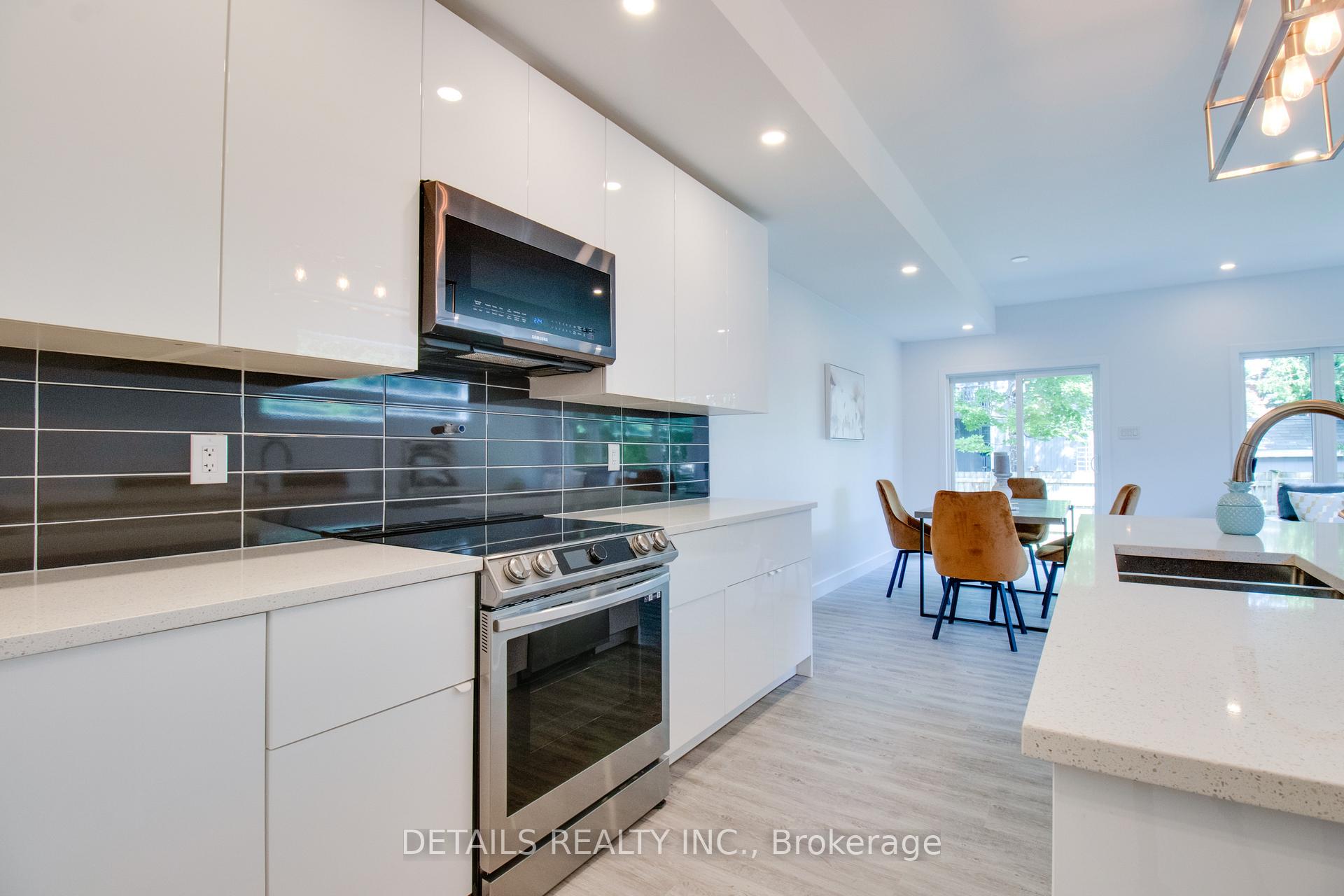 Photo 13 of Unit A, 828 Maplewood Avenue, Ottawa, Queensway Terrace North — HOMEH