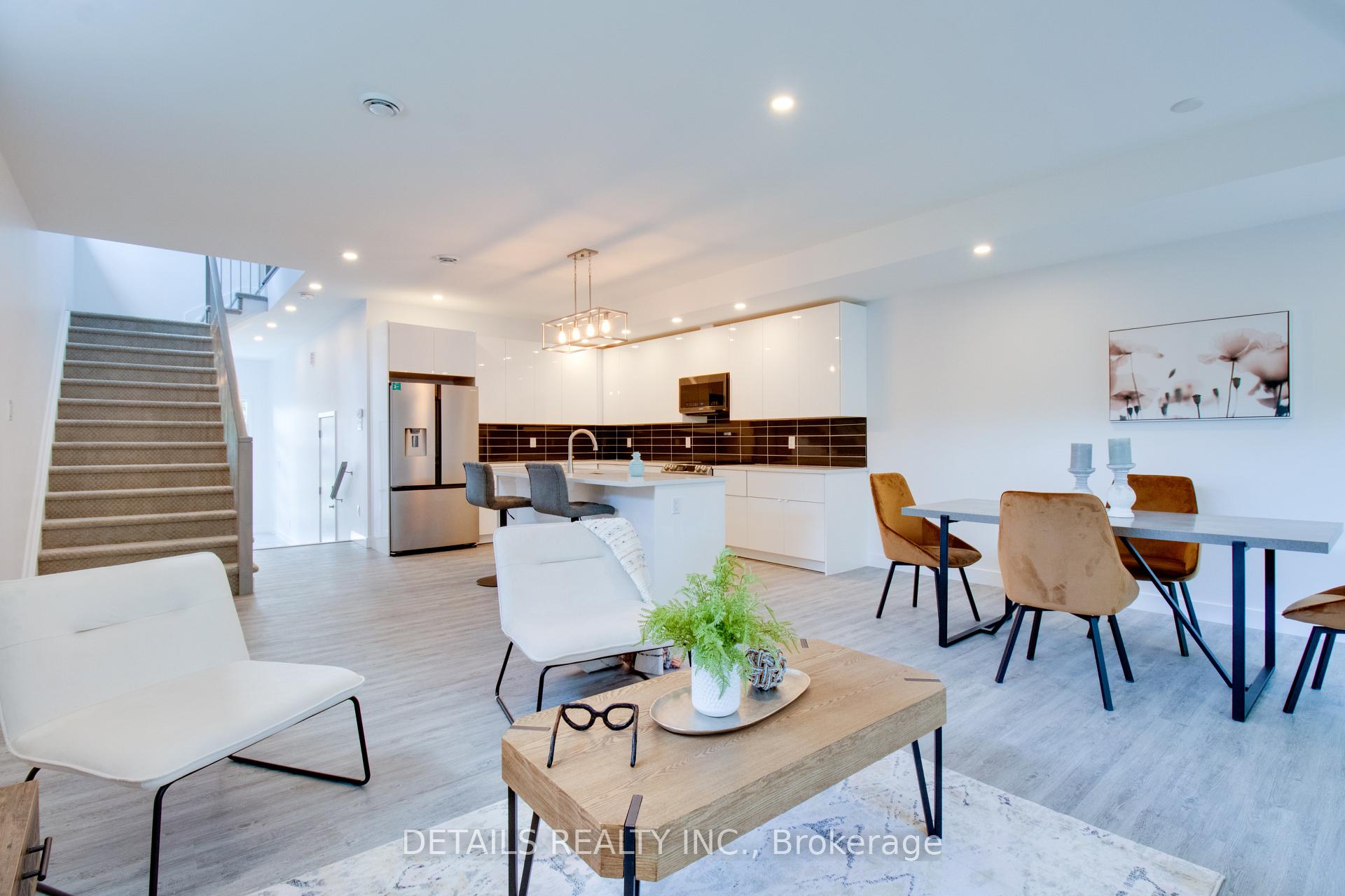 Photo 19 of Unit A, 828 Maplewood Avenue, Ottawa, Queensway Terrace North — HOMEH