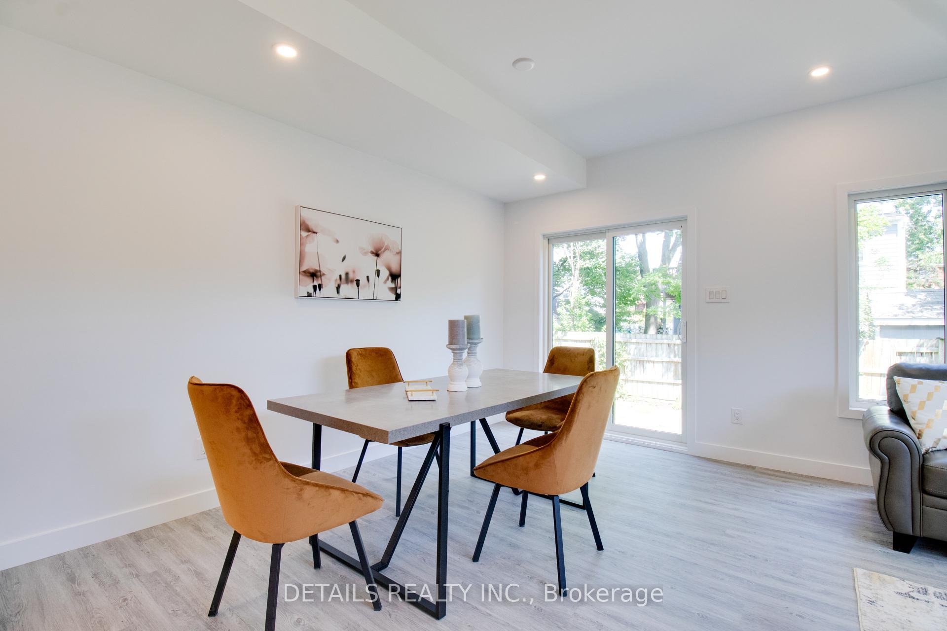 Photo 20 of Unit A, 828 Maplewood Avenue, Ottawa, Queensway Terrace North — HOMEH