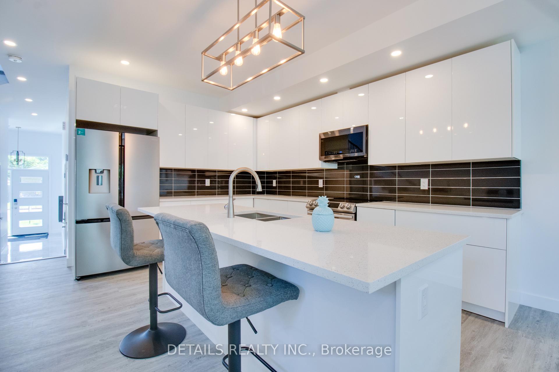 Photo 24 of Unit A, 828 Maplewood Avenue, Ottawa, Queensway Terrace North — HOMEH