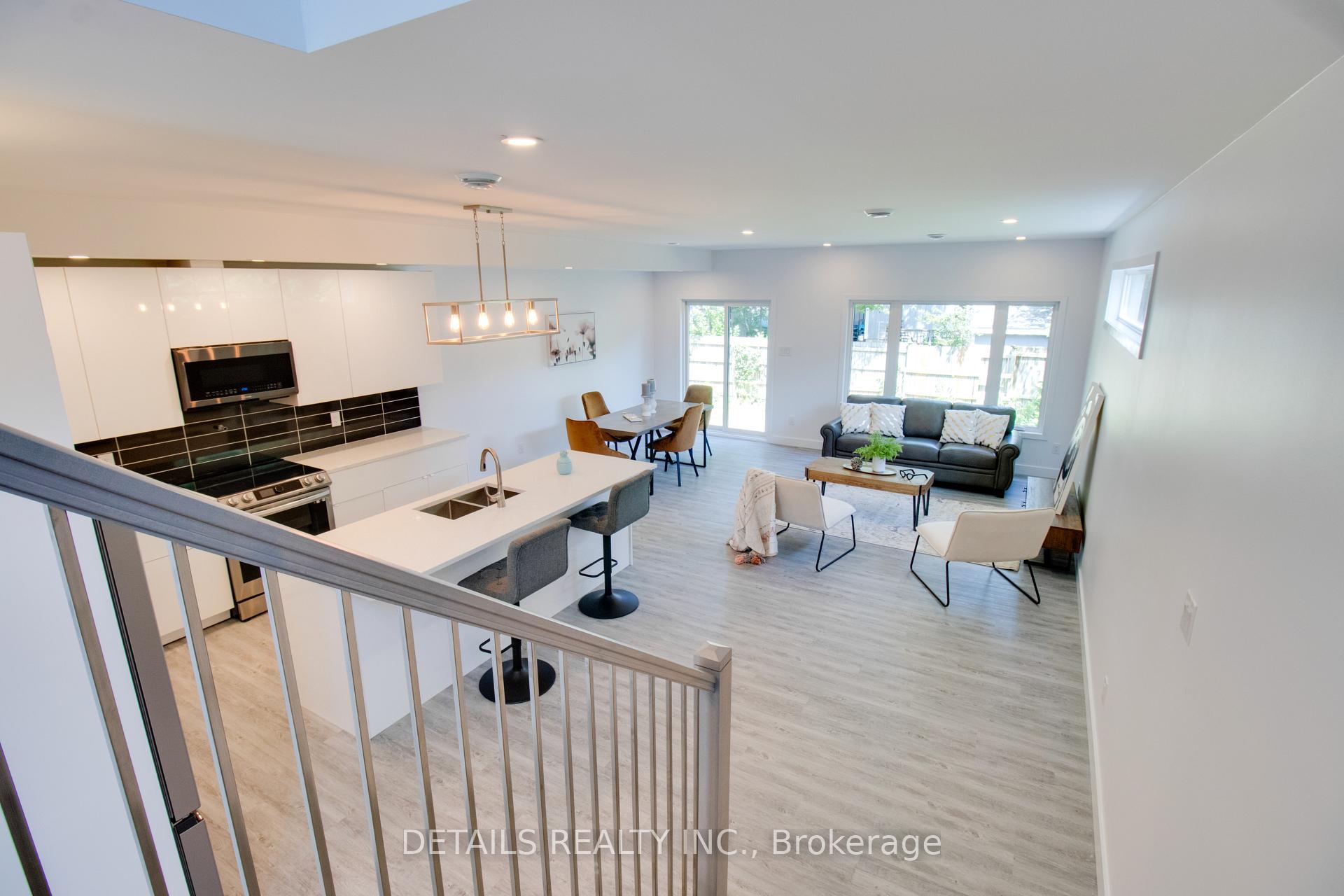 Photo 46 of Unit A, 828 Maplewood Avenue, Ottawa, Queensway Terrace North — HOMEH