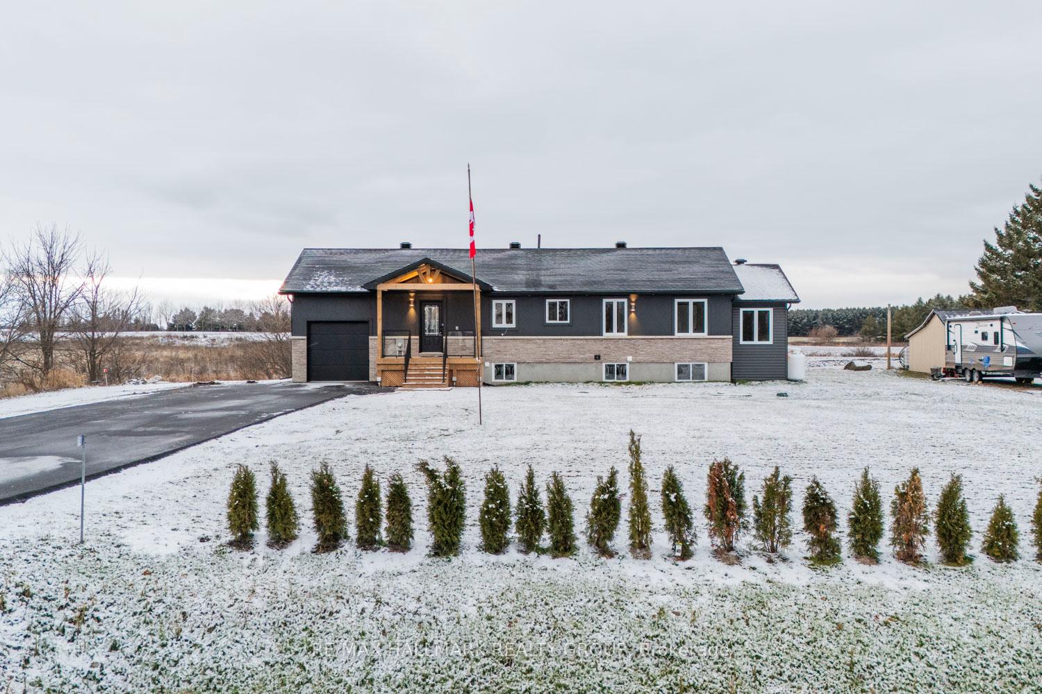 Photo 1 of 5020 Dunning Road, Ottawa, Sarsfield/Bearbrook — HOMEH