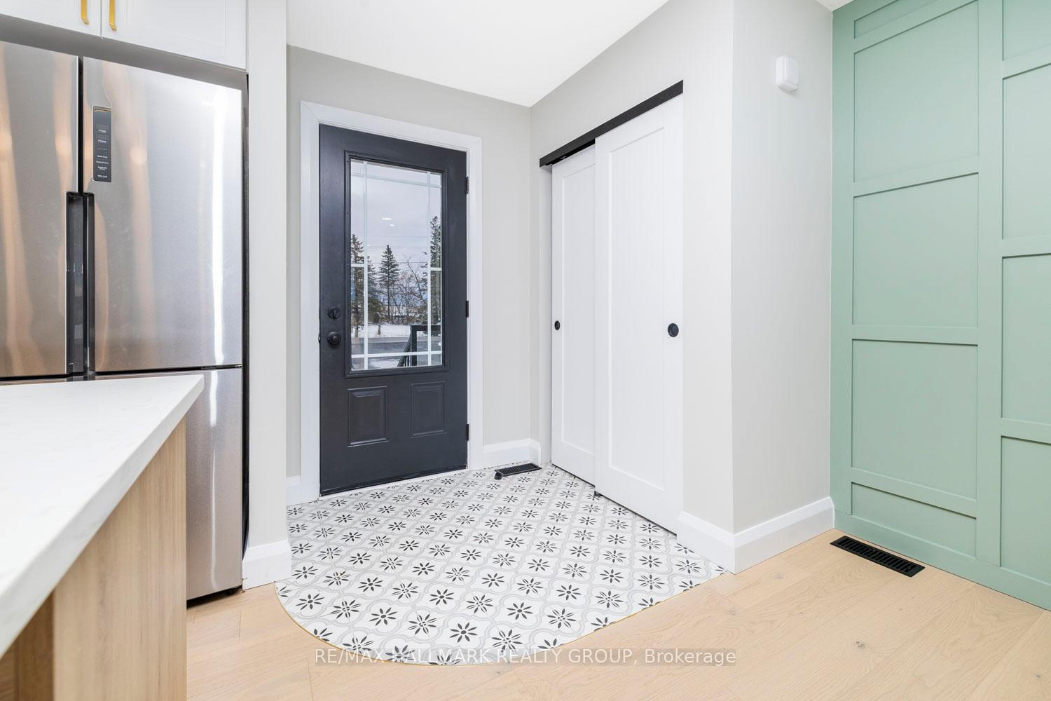 Photo 3 of 5020 Dunning Road, Ottawa, Sarsfield/Bearbrook — HOMEH