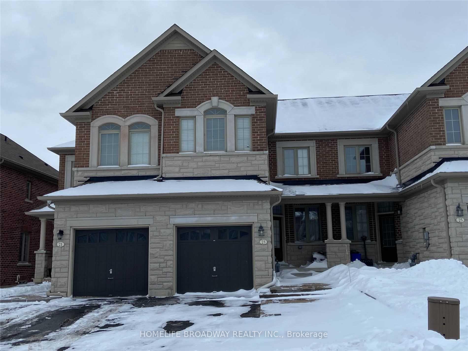 Photo 1 of 23 Nottingham Drive, Richmond Hill, Westbrook — HOMEH