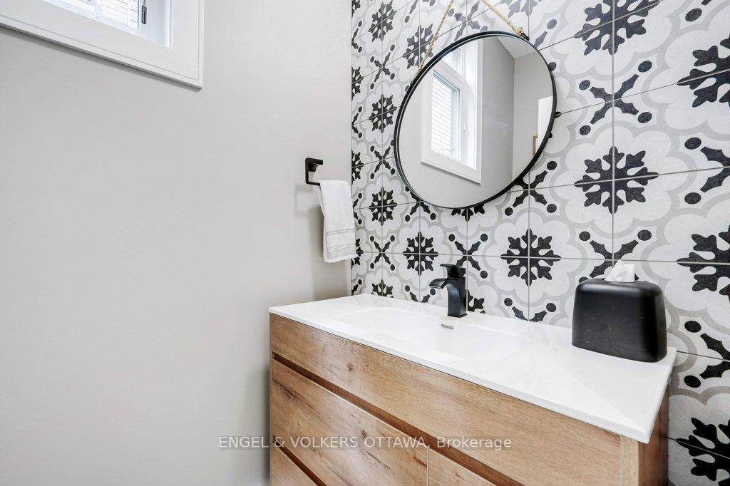 Photo 12 of 861 Alpine Avenue, Ottawa, Queensway Terrace North — HOMEH