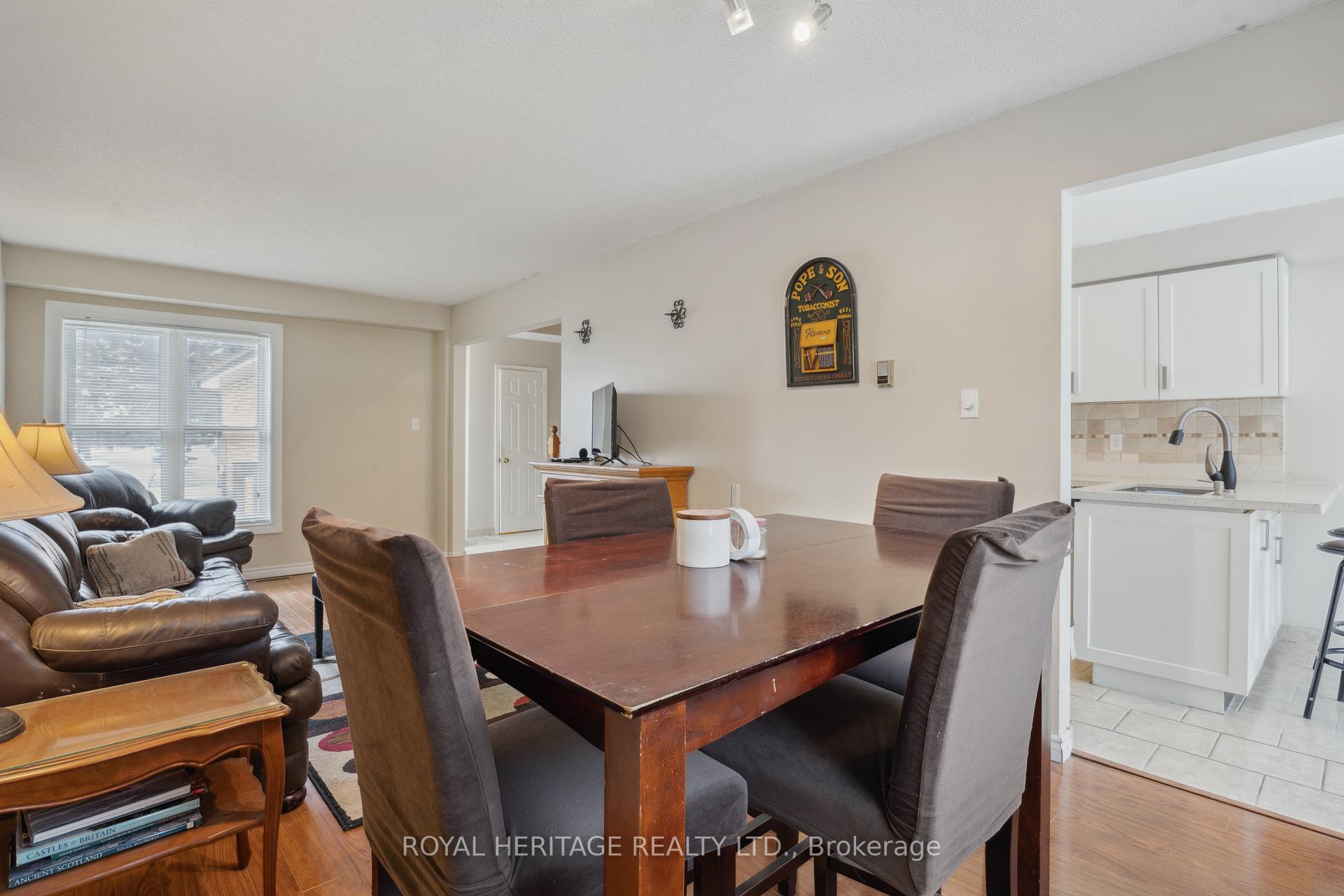 Photo 8 of 11 Teddington Crescent, Whitby, Pringle Creek — HOMEH