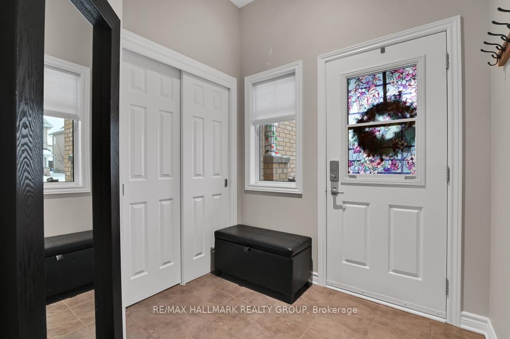 Photo 4 of 116 Waterfern Way, Ottawa, Avalon East — HOMEH