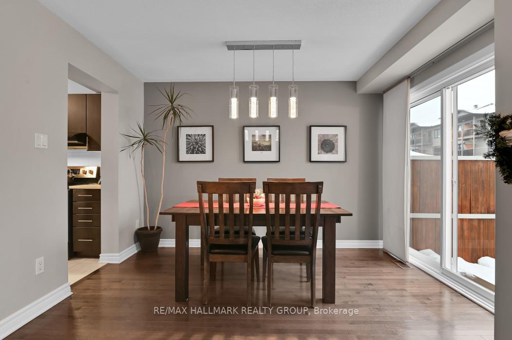 Photo 16 of 116 Waterfern Way, Ottawa, Avalon East — HOMEH
