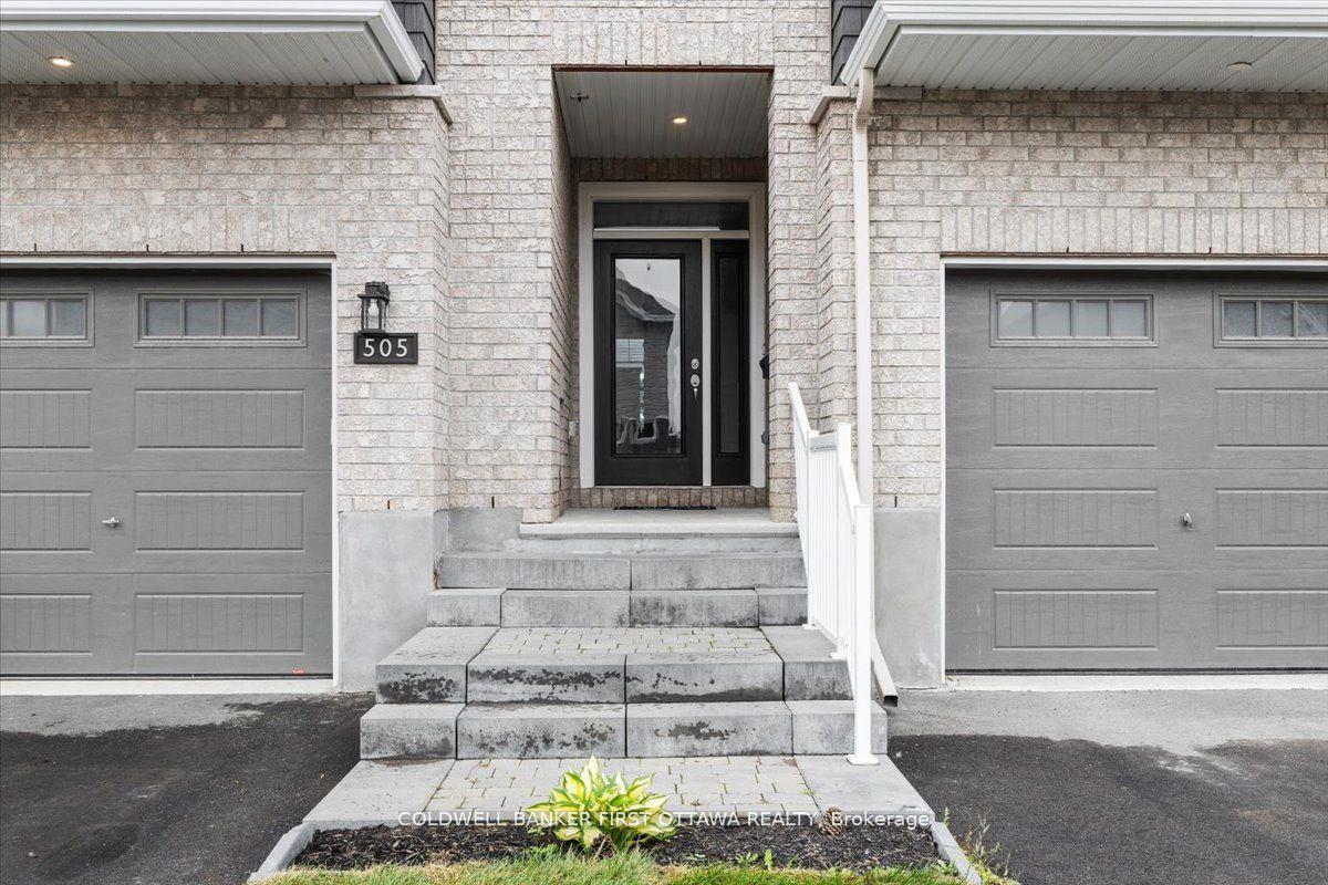 Photo 3 of 505 Sonmarg Crescent, Ottawa, Barrhaven - Half Moon Bay — HOMEH