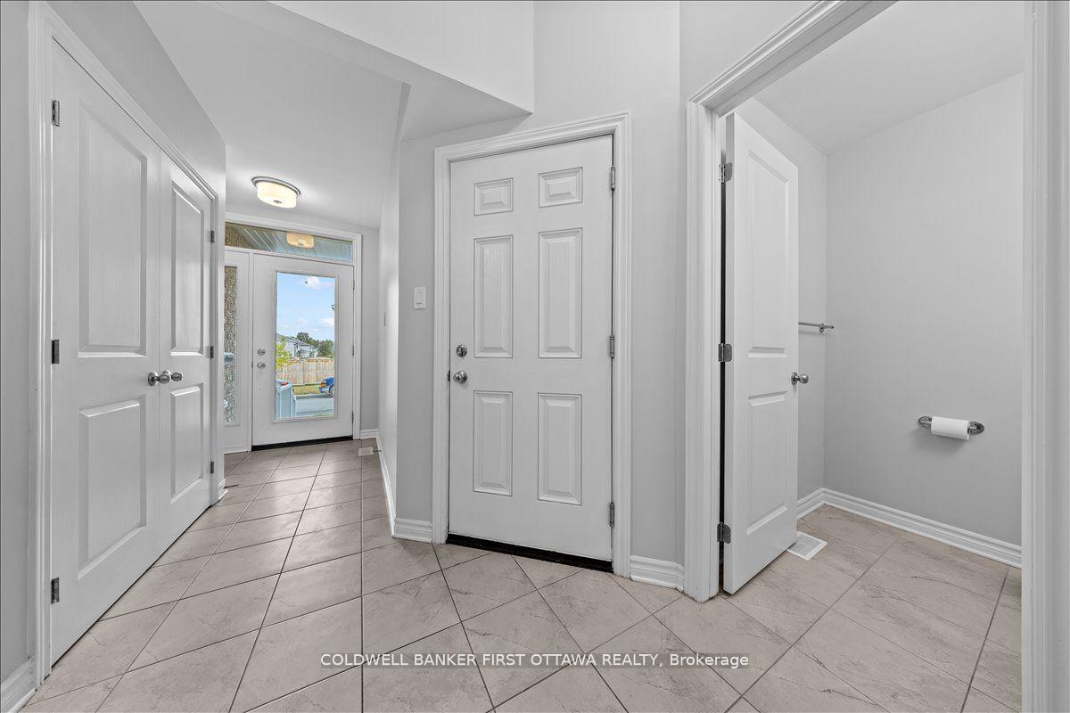 Photo 10 of 505 Sonmarg Crescent, Ottawa, Barrhaven - Half Moon Bay — HOMEH