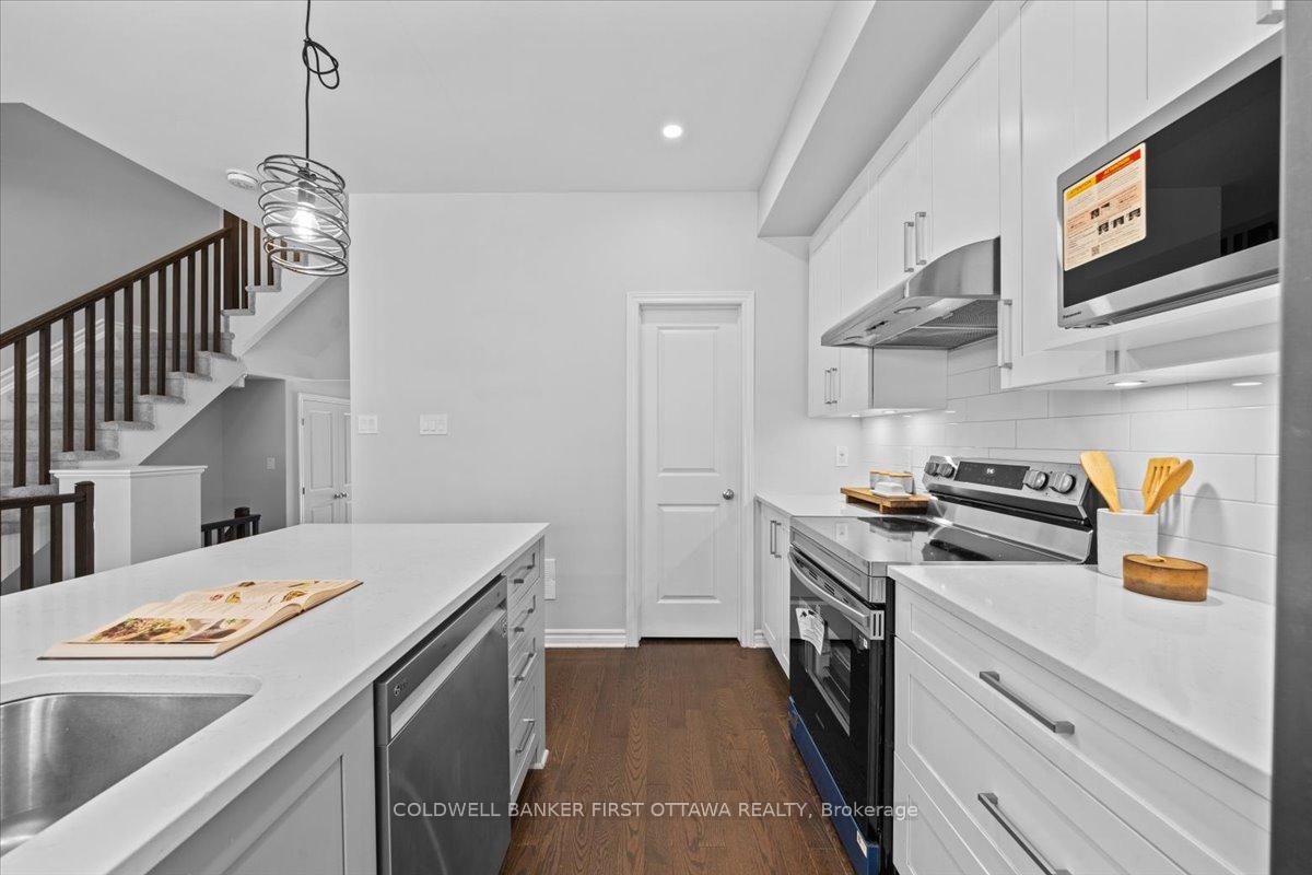 Photo 16 of 505 Sonmarg Crescent, Ottawa, Barrhaven - Half Moon Bay — HOMEH