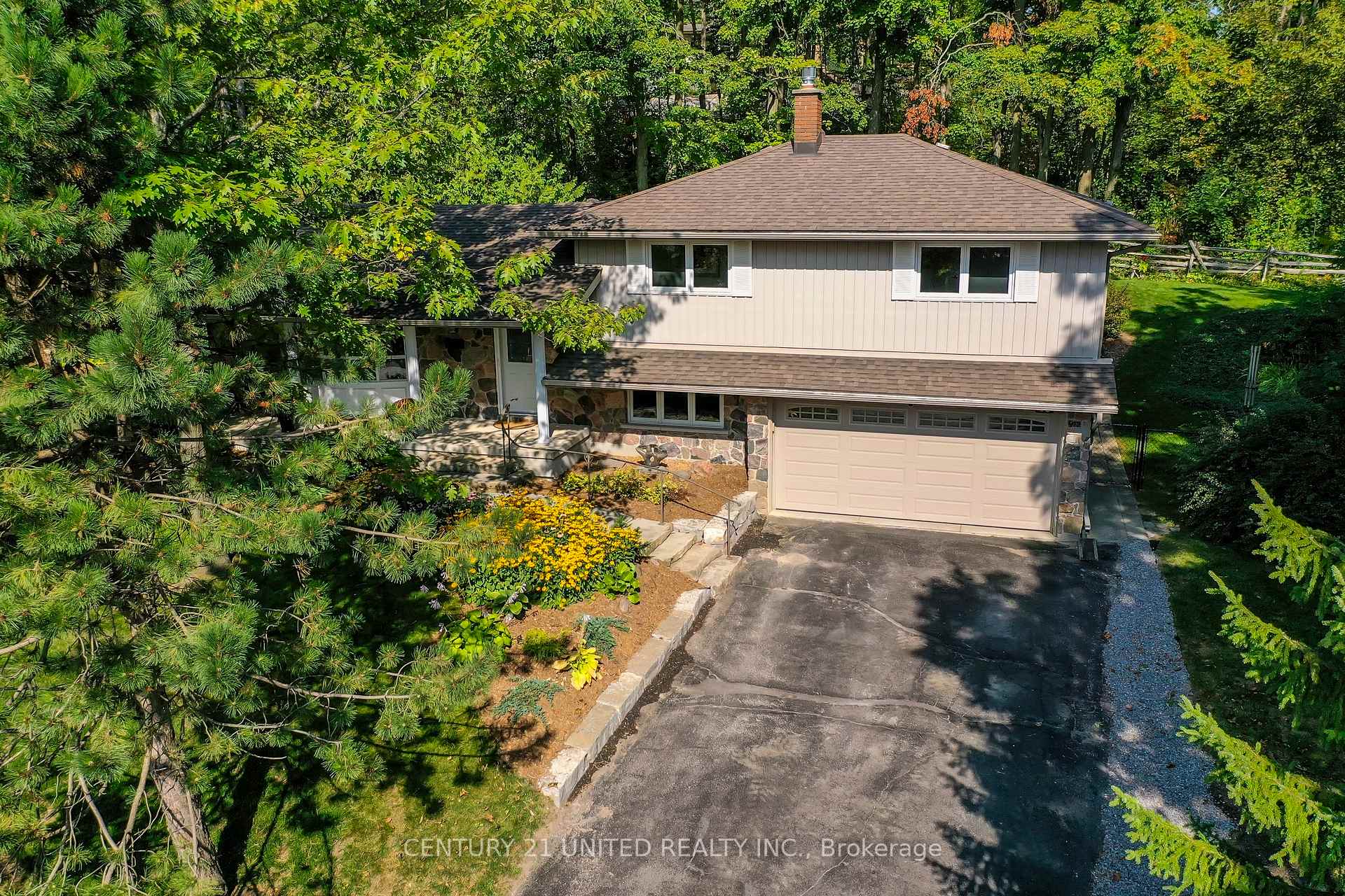 Photo 9 of 45 Crestwood Avenue, Peterborough, Monaghan Ward 2 — HOMEH