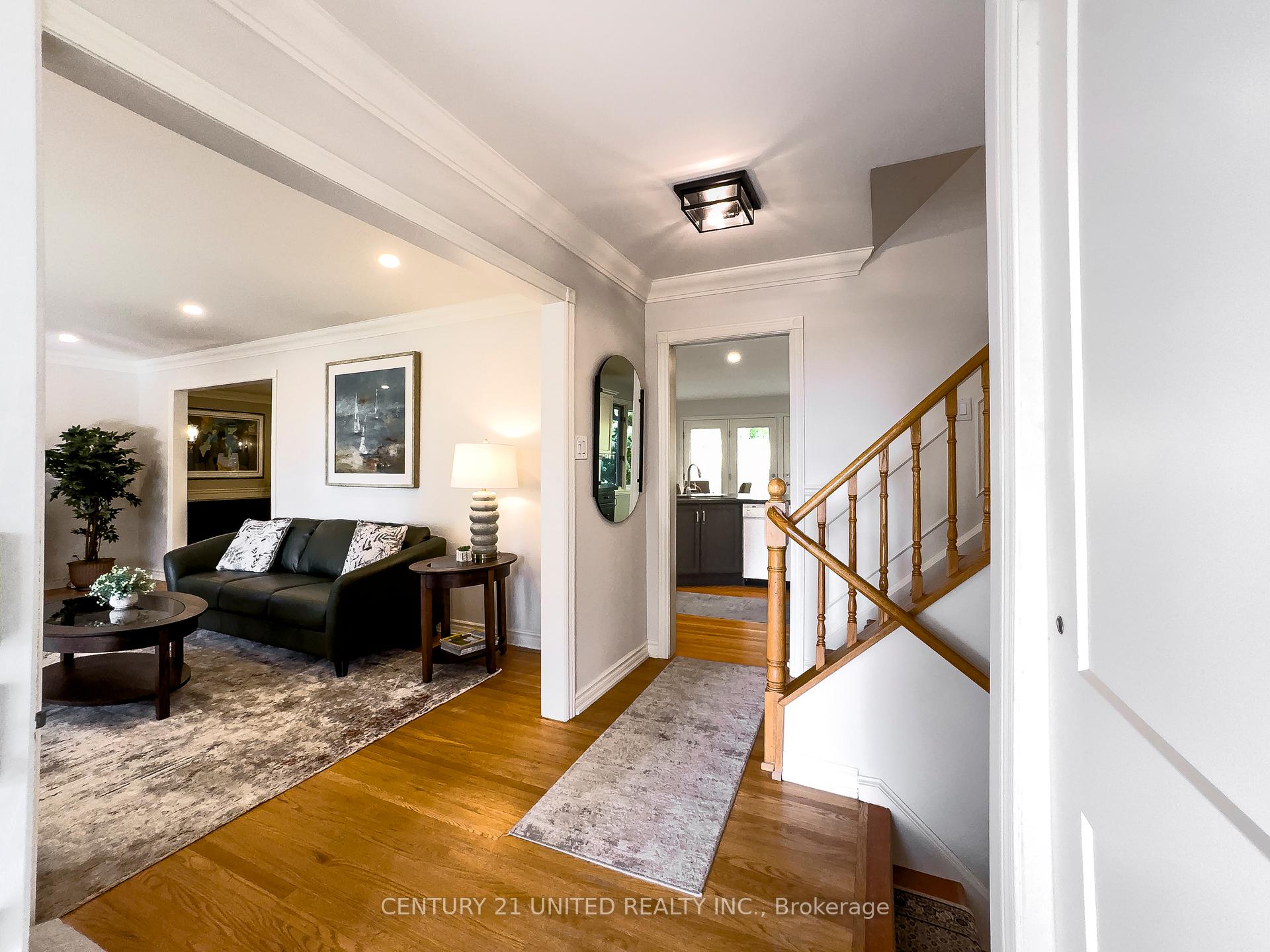 Photo 12 of 45 Crestwood Avenue, Peterborough, Monaghan Ward 2 — HOMEH