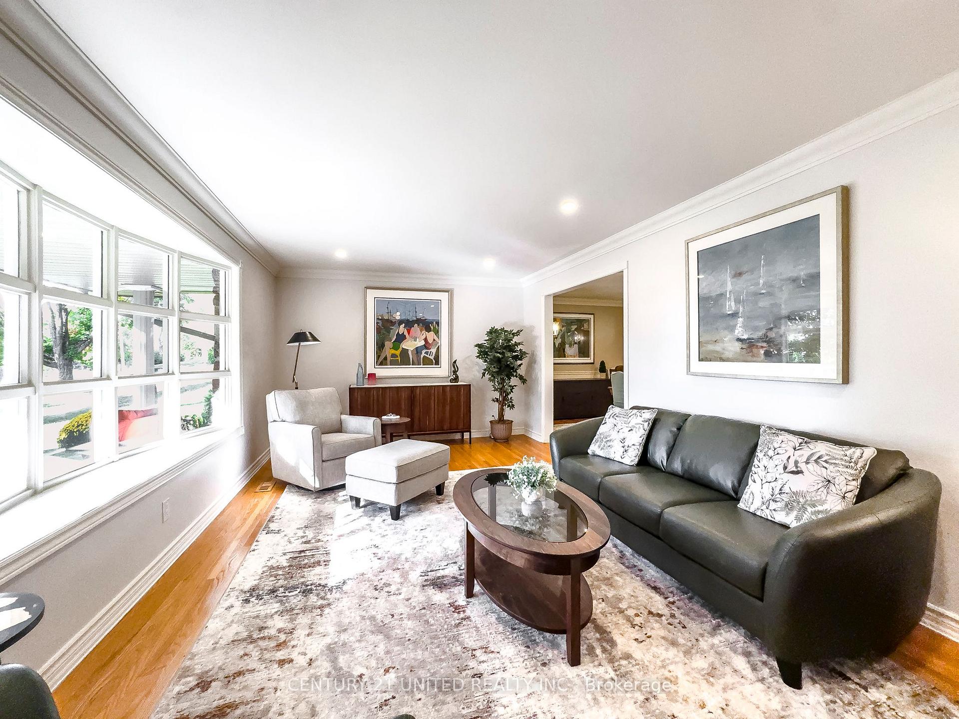 Photo 13 of 45 Crestwood Avenue, Peterborough, Monaghan Ward 2 — HOMEH