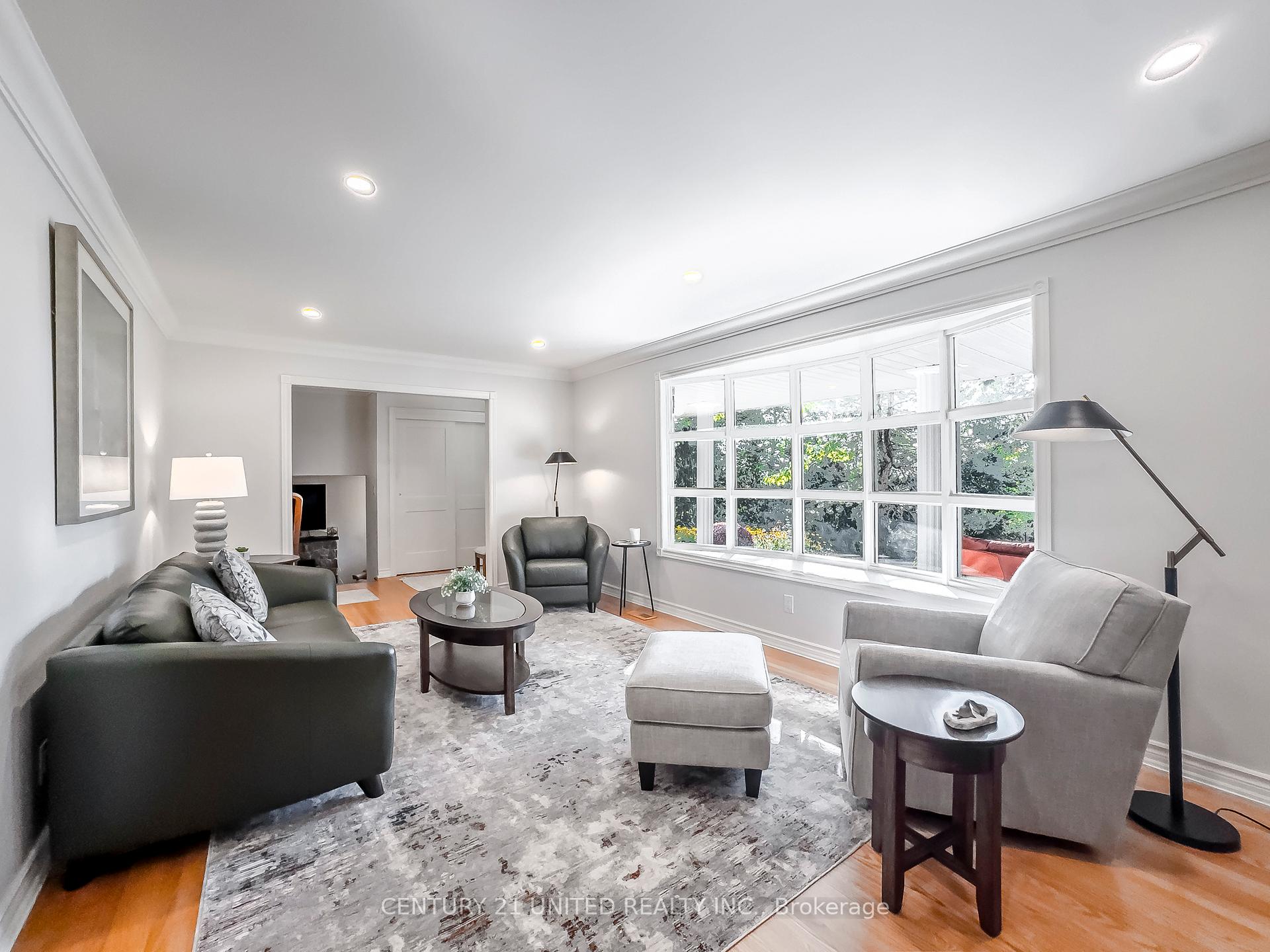 Photo 15 of 45 Crestwood Avenue, Peterborough, Monaghan Ward 2 — HOMEH