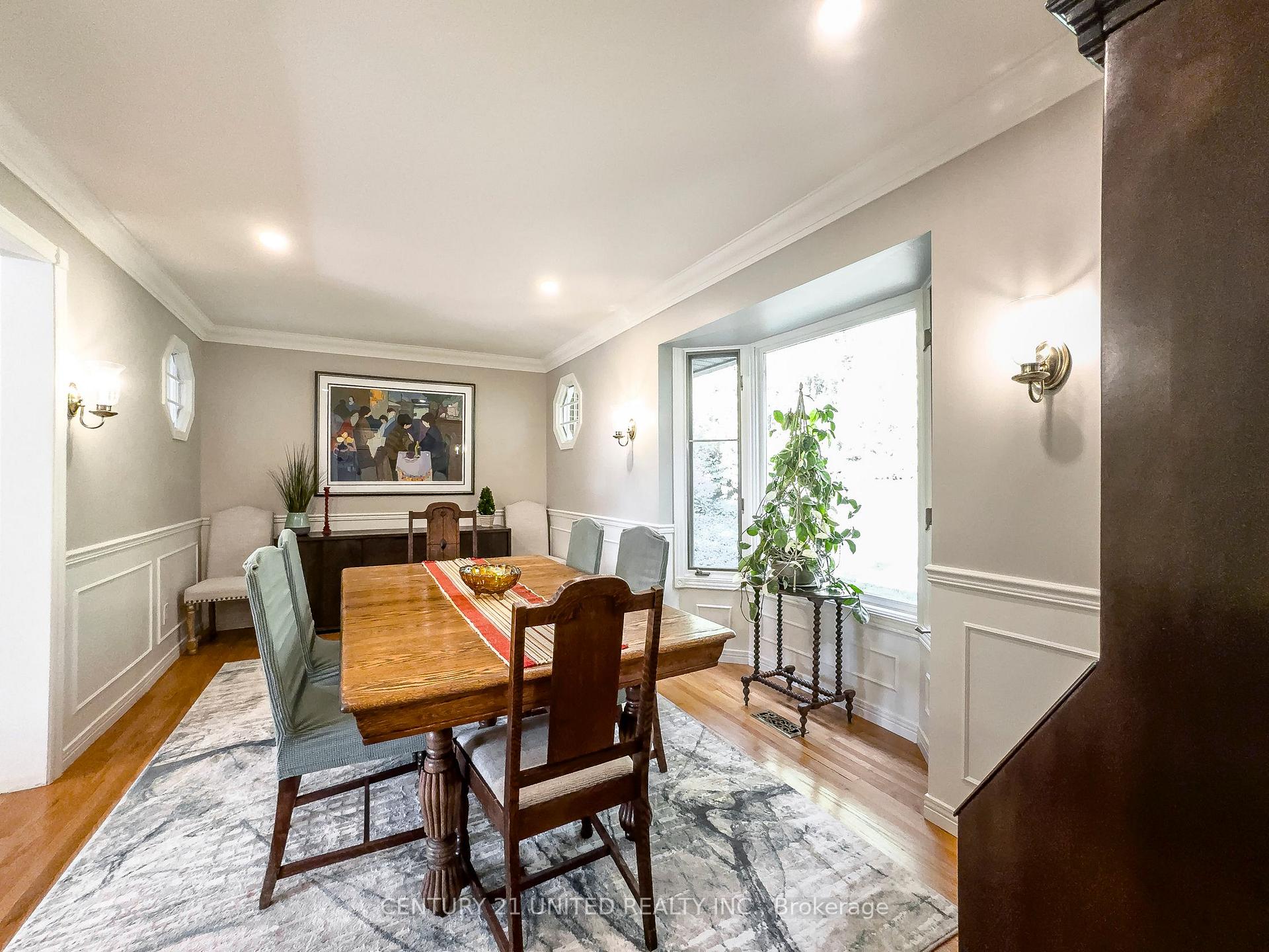 Photo 17 of 45 Crestwood Avenue, Peterborough, Monaghan Ward 2 — HOMEH