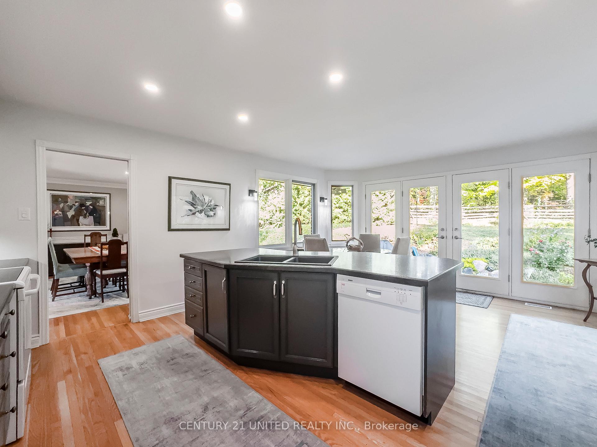 Photo 19 of 45 Crestwood Avenue, Peterborough, Monaghan Ward 2 — HOMEH