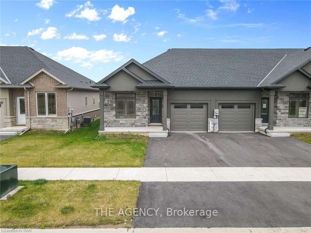 Photo 2 of 27 Austin Drive, Welland, West Welland — HOMEH