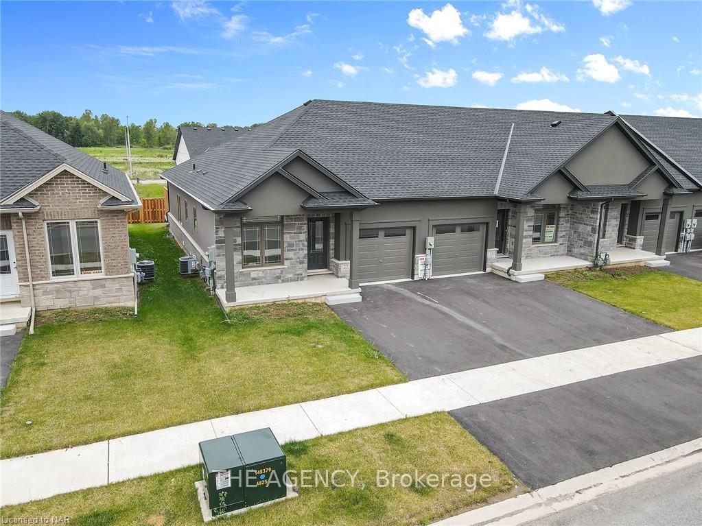 Photo 24 of 27 Austin Drive, Welland, West Welland — HOMEH
