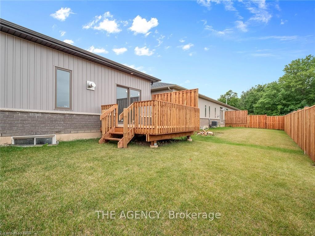 Photo 29 of 27 Austin Drive, Welland, West Welland — HOMEH