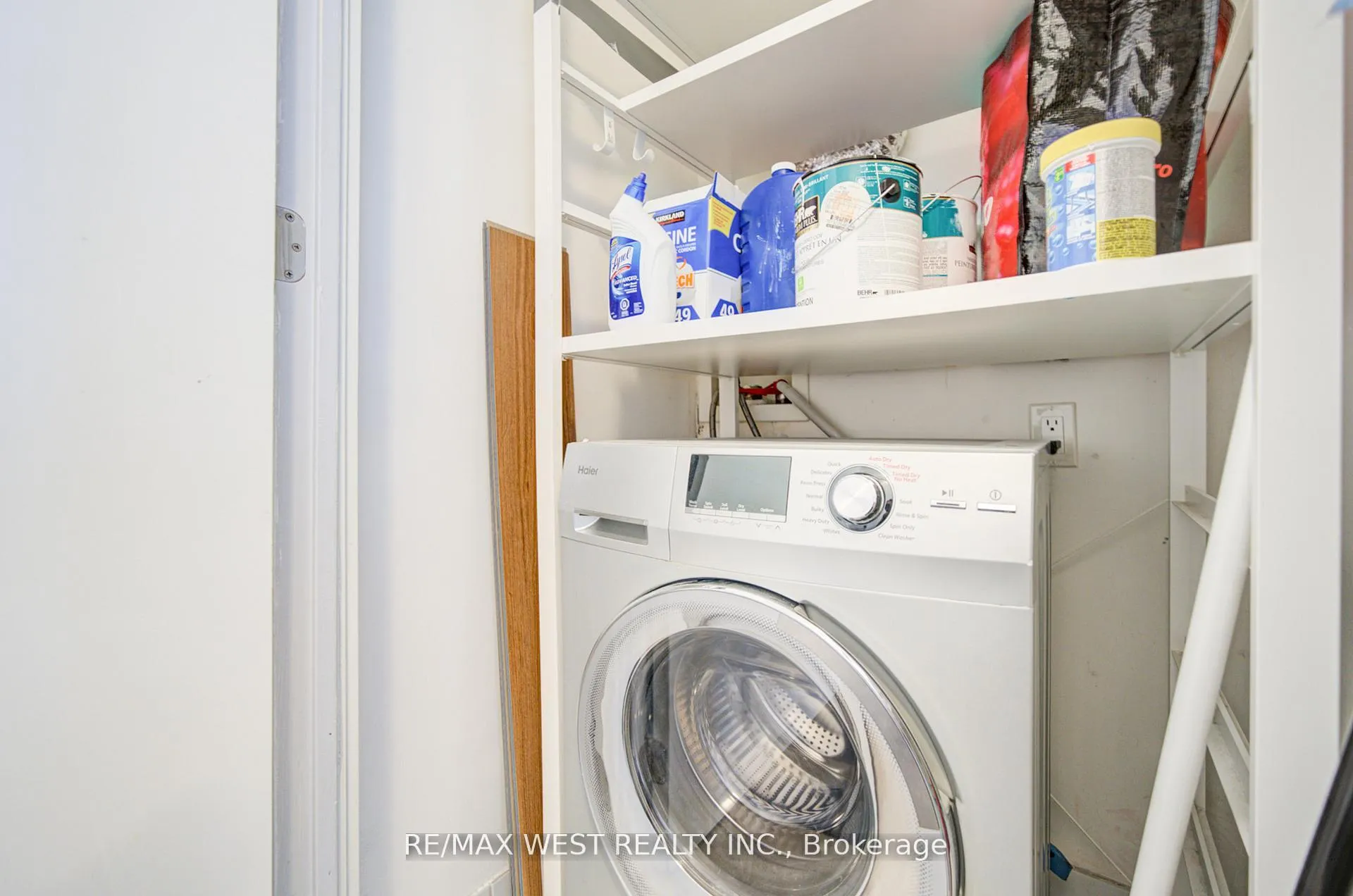 Photo 17 of Unit 813, 103 The Queensway, Toronto, High Park-Swansea — HOMEH