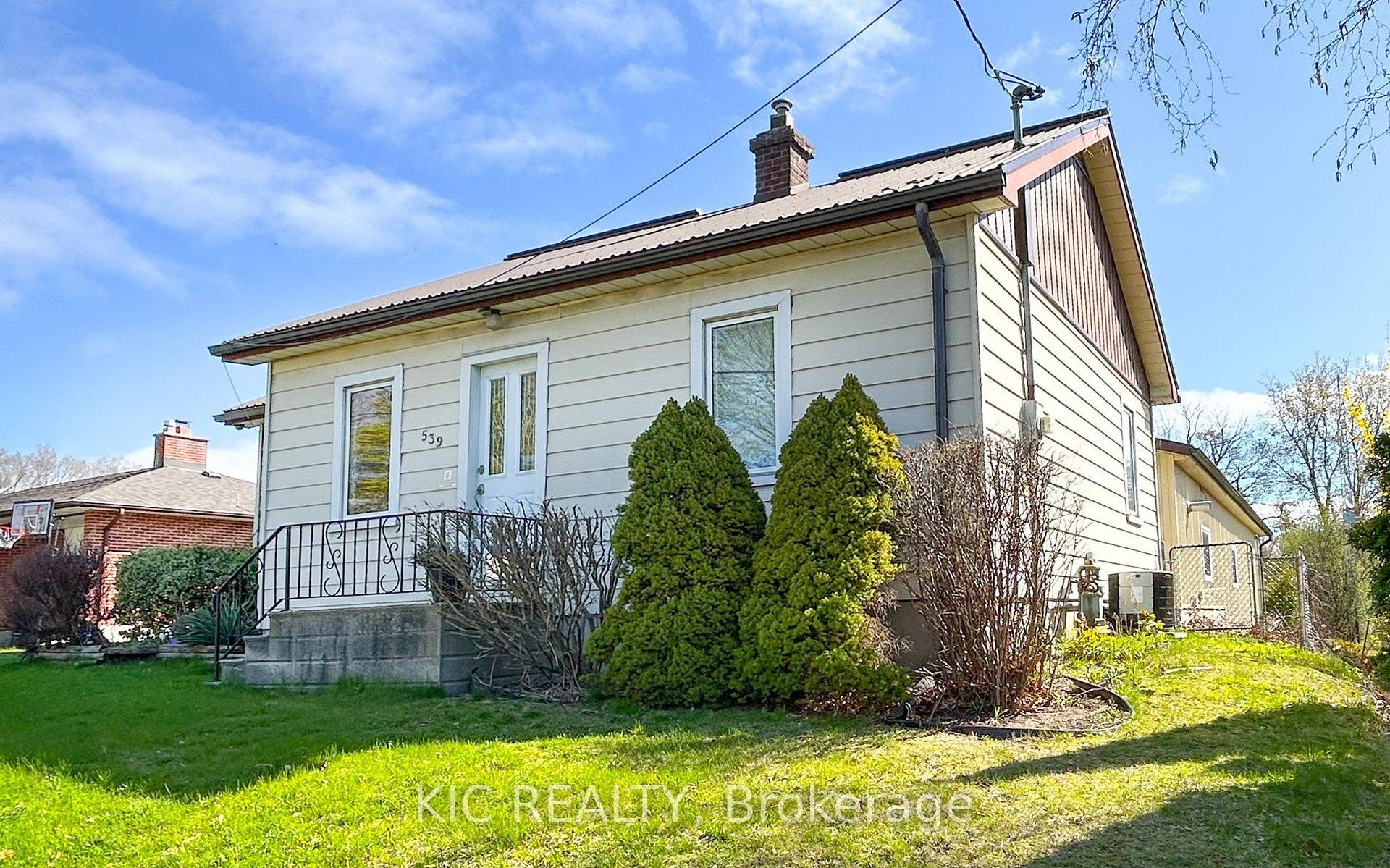 Photo 3 of 539 Wilson Road N, Oshawa, O'Neill — HOMEH