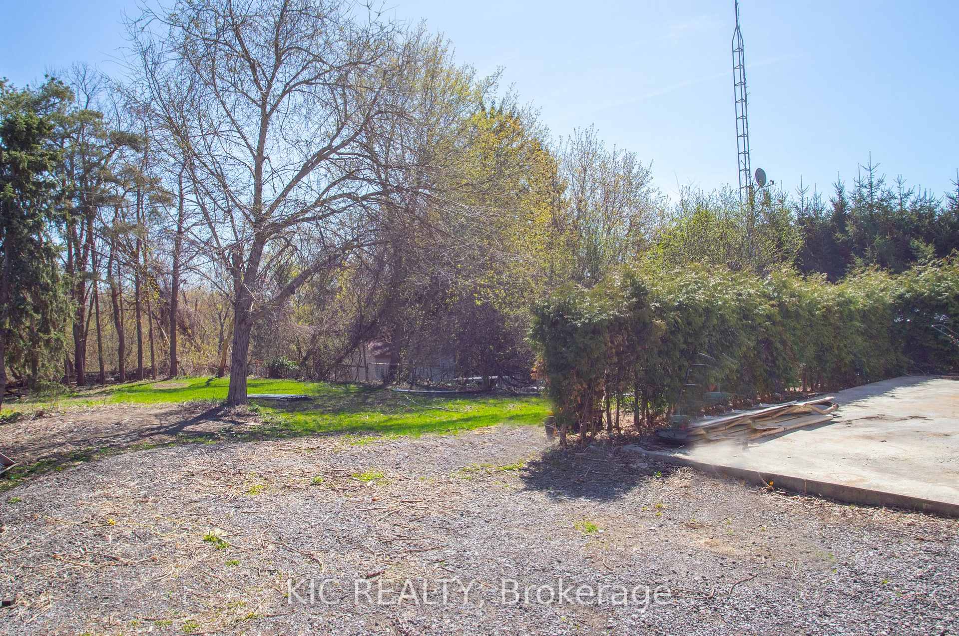 Photo 18 of 539 Wilson Road N, Oshawa, O'Neill — HOMEH