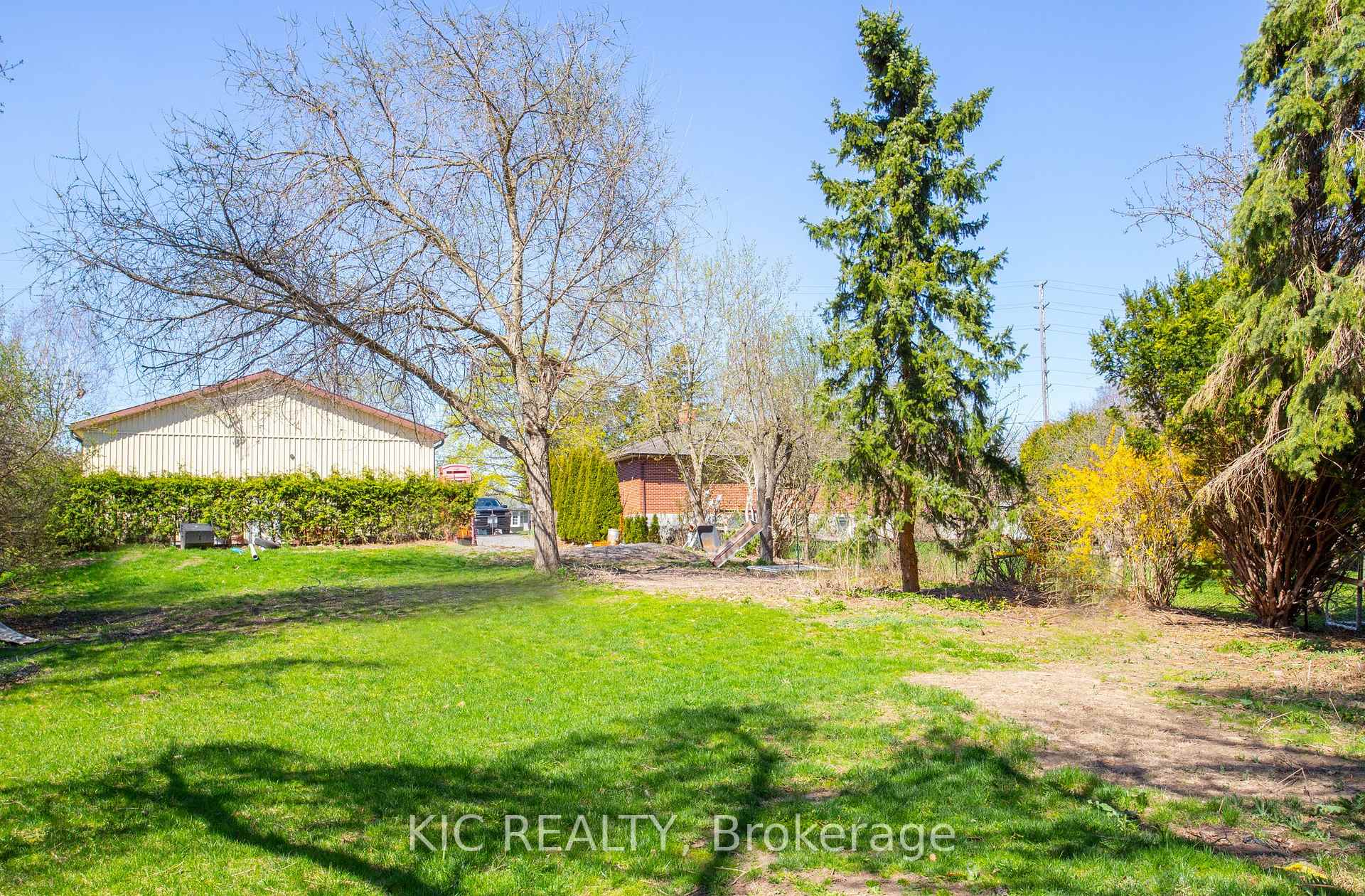 Photo 19 of 539 Wilson Road N, Oshawa, O'Neill — HOMEH
