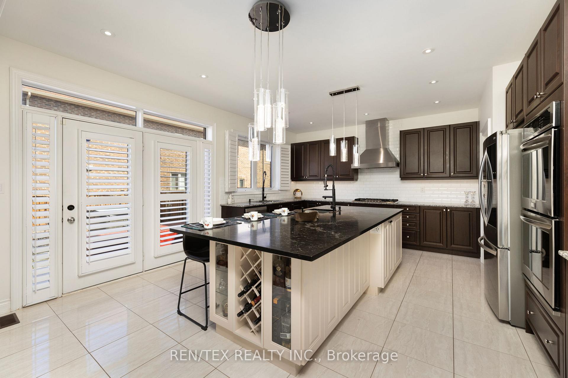 Photo 11 of 68 Beaconsfield Drive, Vaughan, Kleinburg — HOMEH