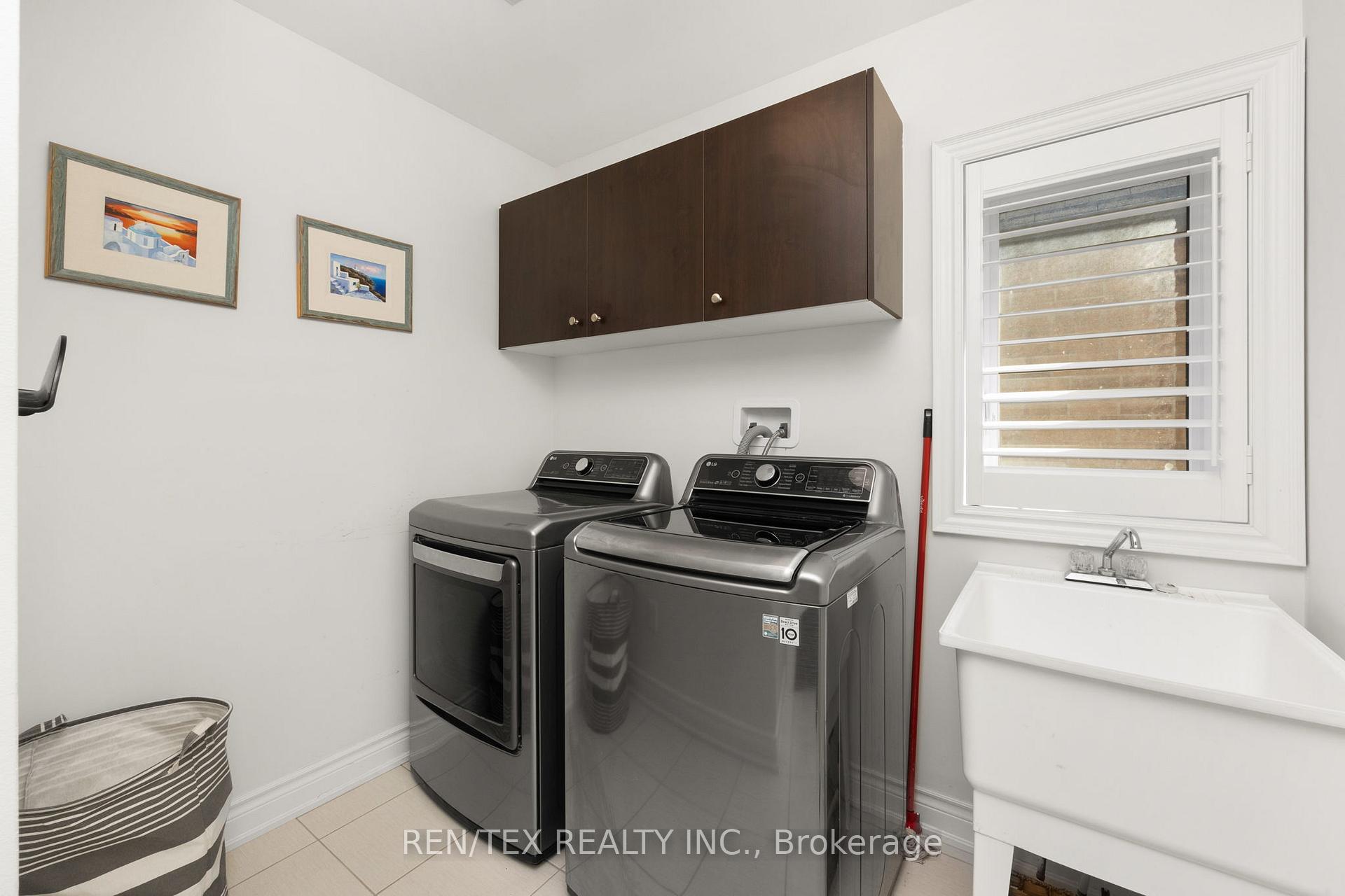 Photo 18 of 68 Beaconsfield Drive, Vaughan, Kleinburg — HOMEH