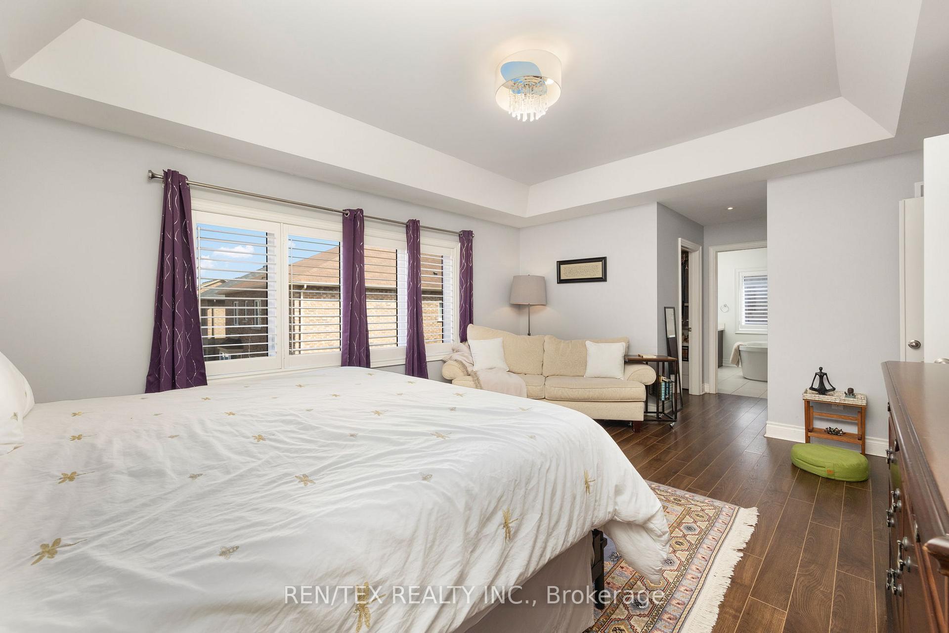 Photo 29 of 68 Beaconsfield Drive, Vaughan, Kleinburg — HOMEH