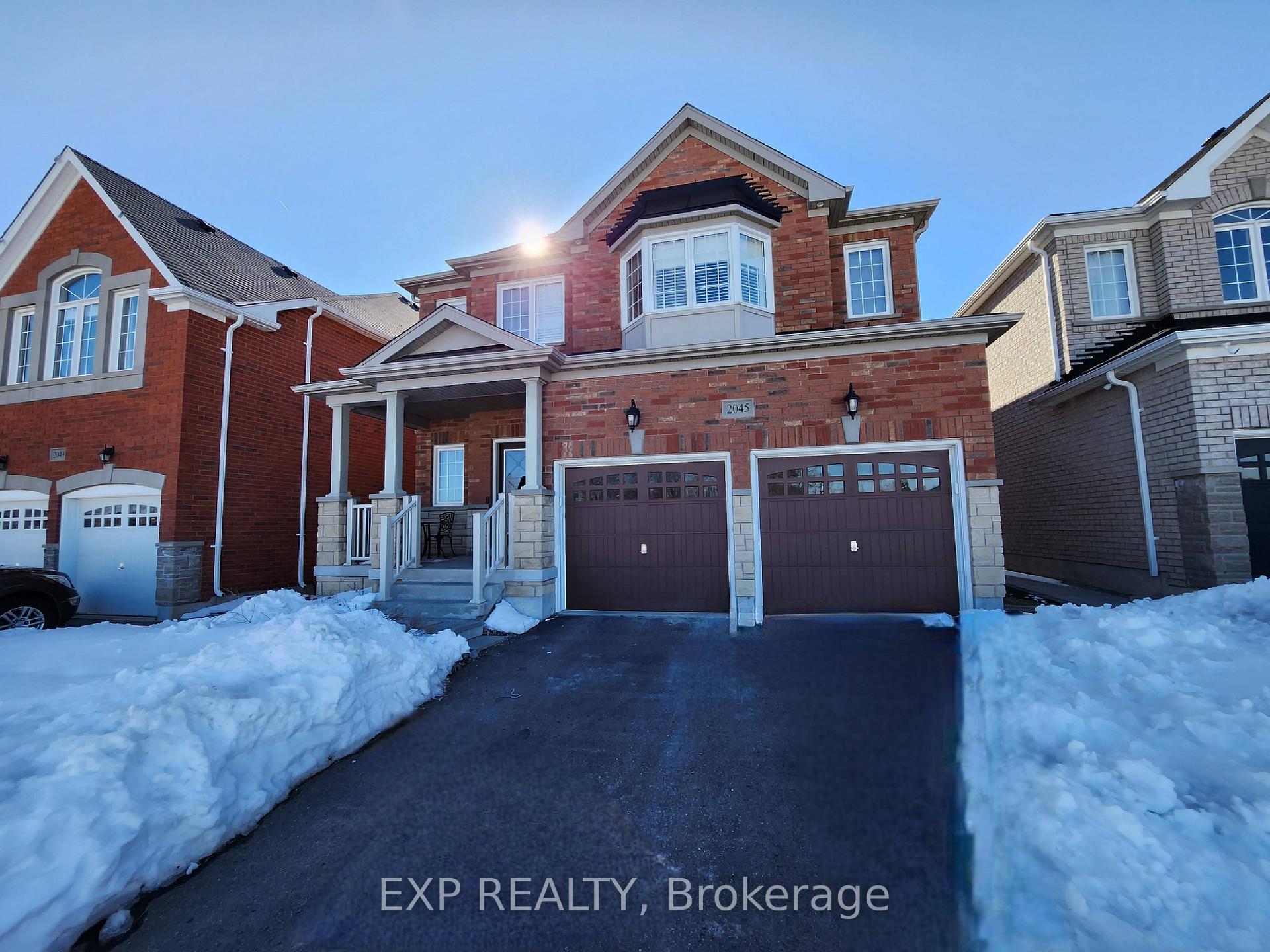 Photo 1 of 2045 Queensbury Drive, Oshawa, Taunton — HOMEH