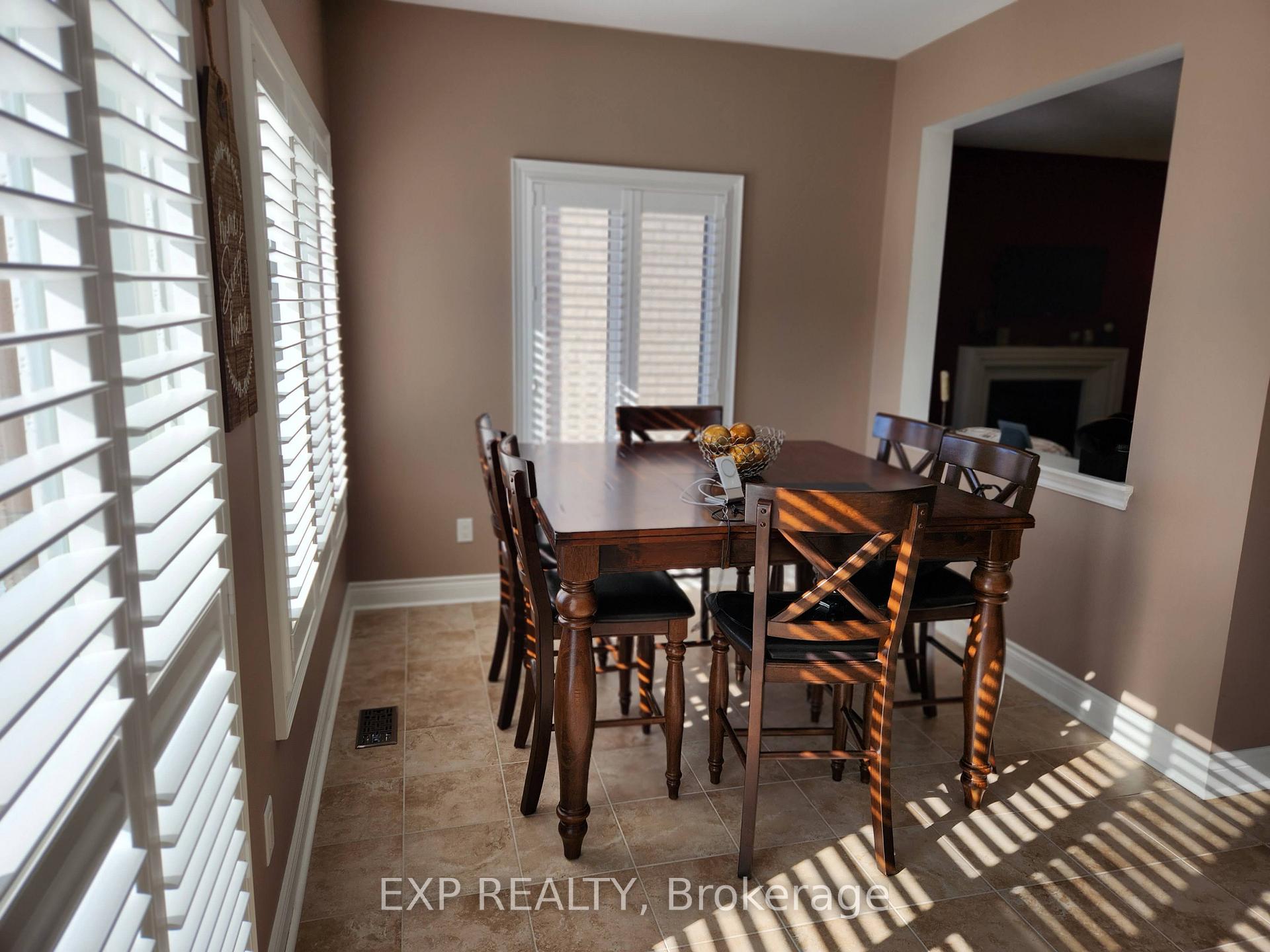 Photo 6 of 2045 Queensbury Drive, Oshawa, Taunton — HOMEH