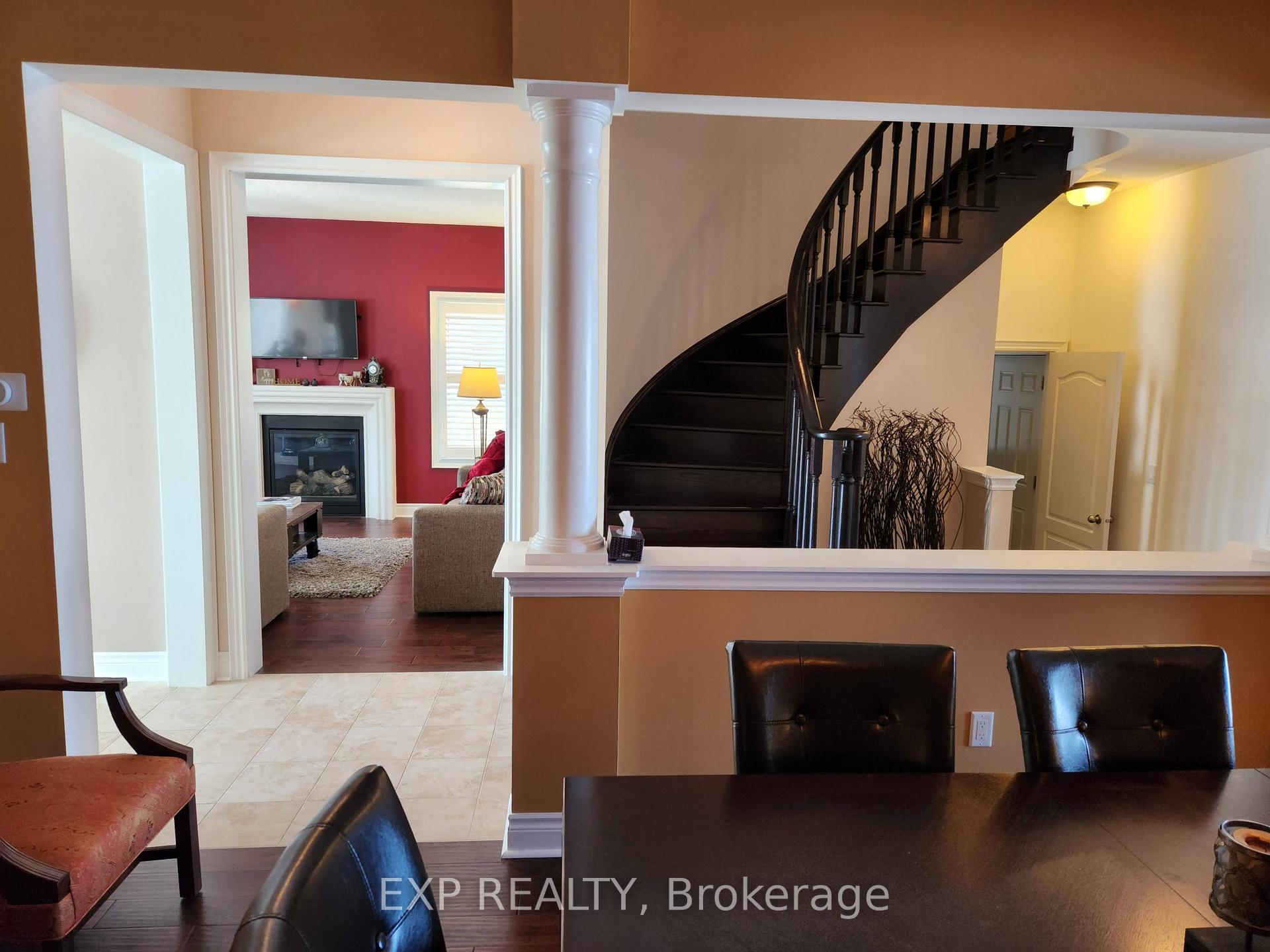 Photo 11 of 2045 Queensbury Drive, Oshawa, Taunton — HOMEH