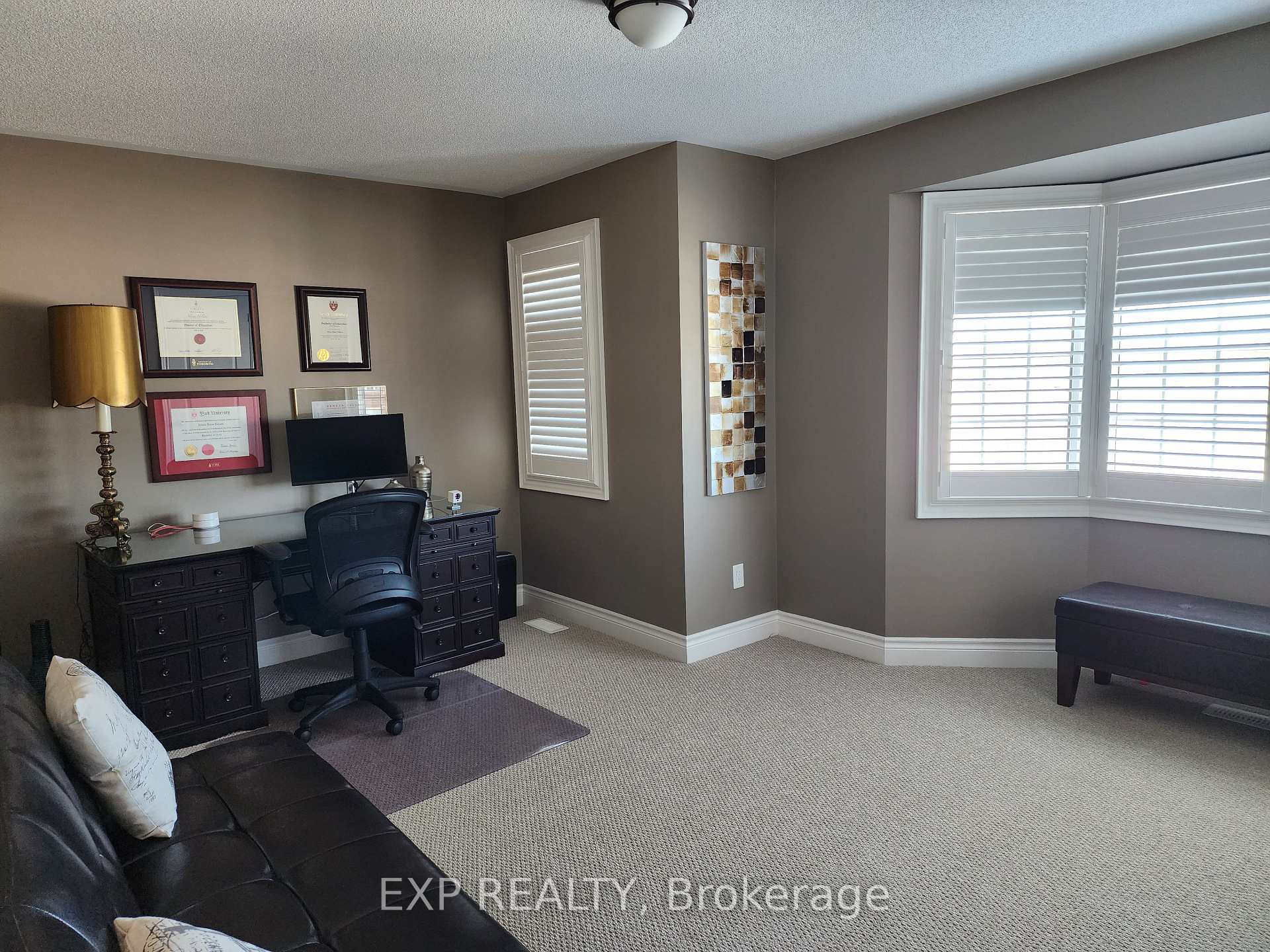 Photo 14 of 2045 Queensbury Drive, Oshawa, Taunton — HOMEH