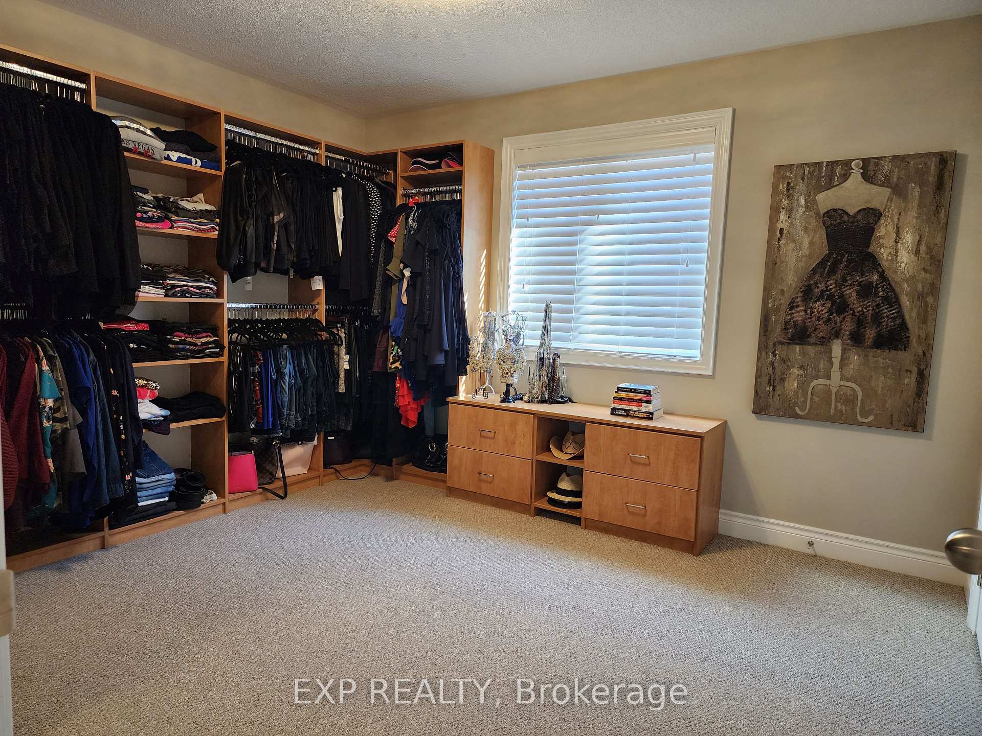 Photo 17 of 2045 Queensbury Drive, Oshawa, Taunton — HOMEH