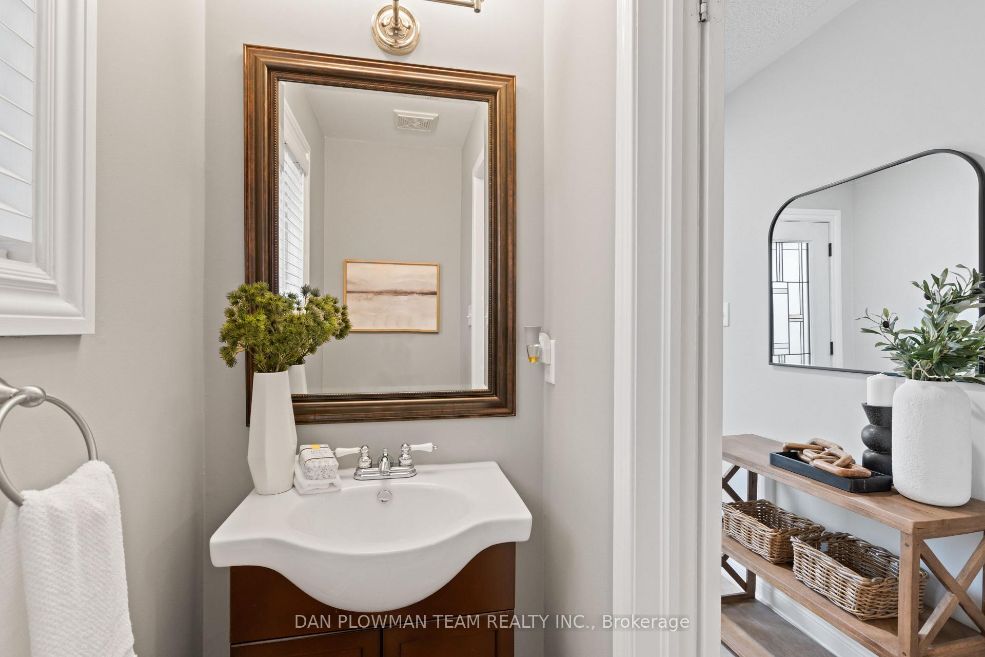Photo 16 of 98 Longueuil Place, Whitby, Pringle Creek — HOMEH